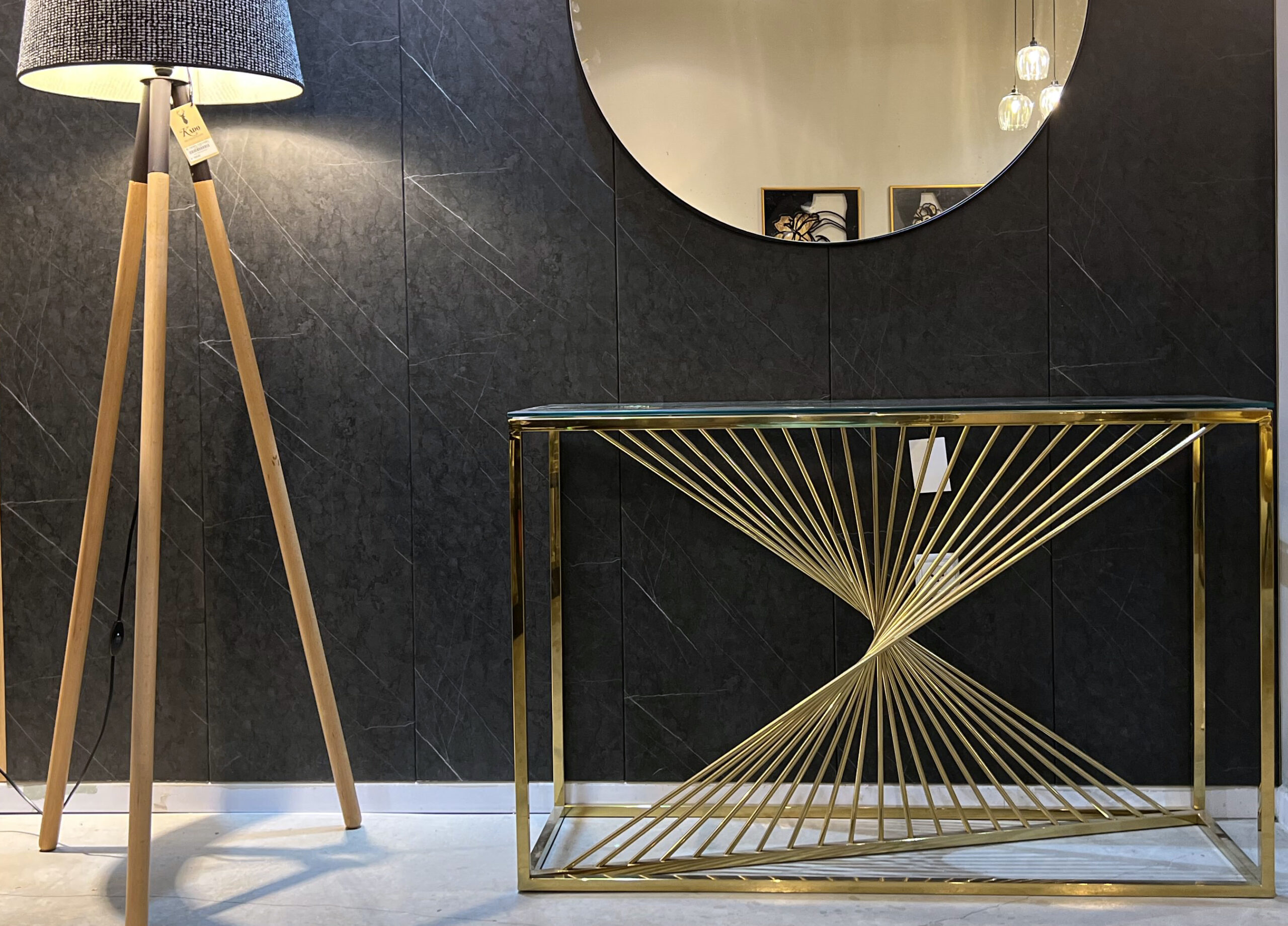 קונסולה מניפה דגם ויויאן