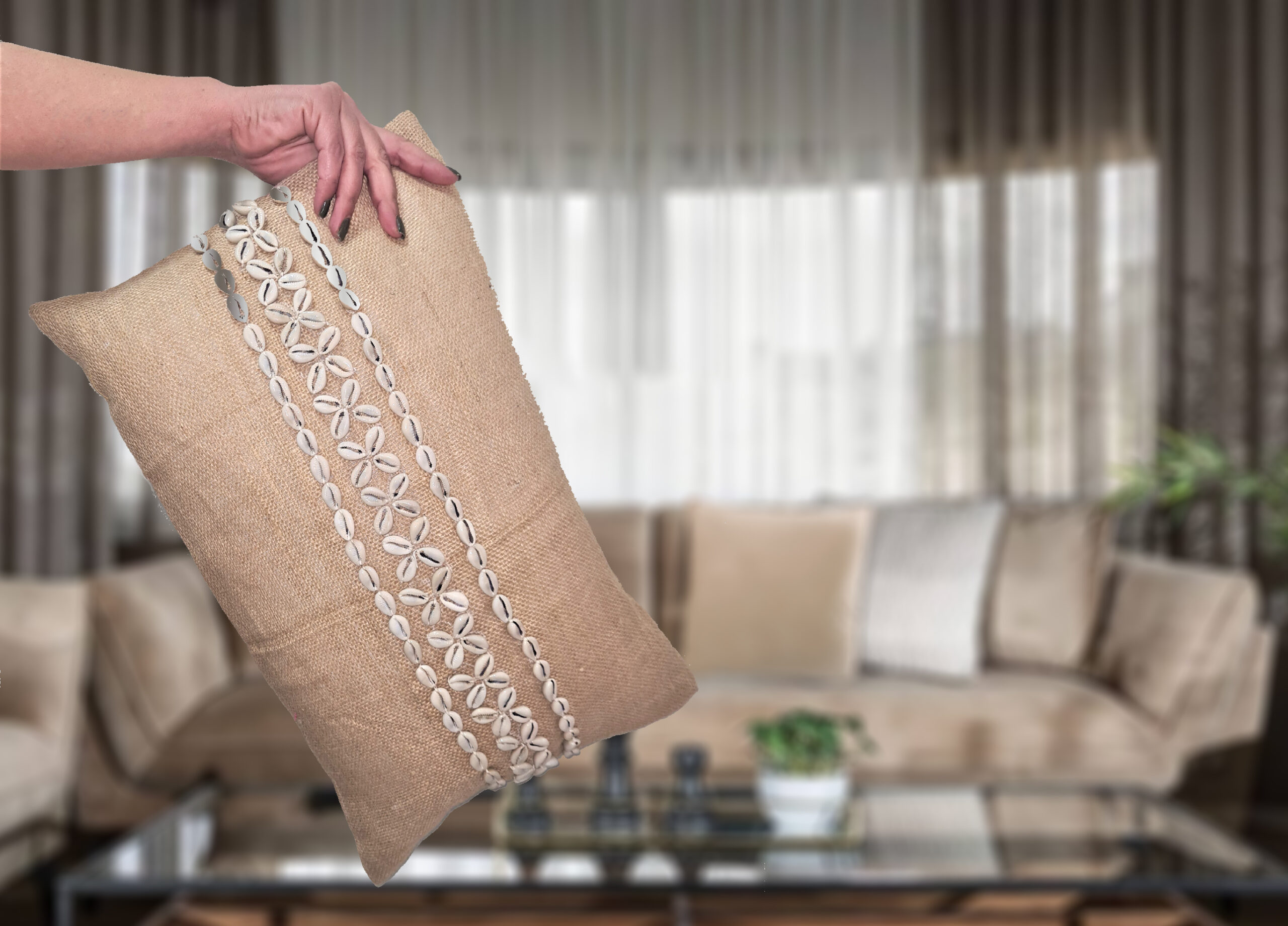 כרית דגם צדף במידה 35*35