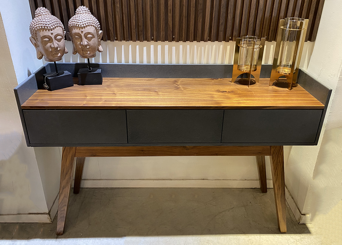 קונסולה דגם שנחאי קונסולה דגם שנחאי