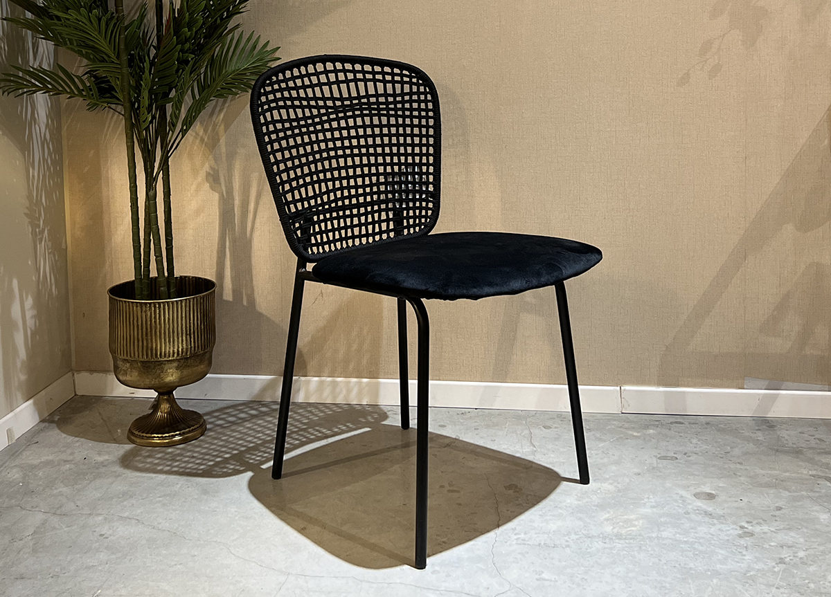 כסא מעוצב דגם גריד כסא מעוצב דגם גריד