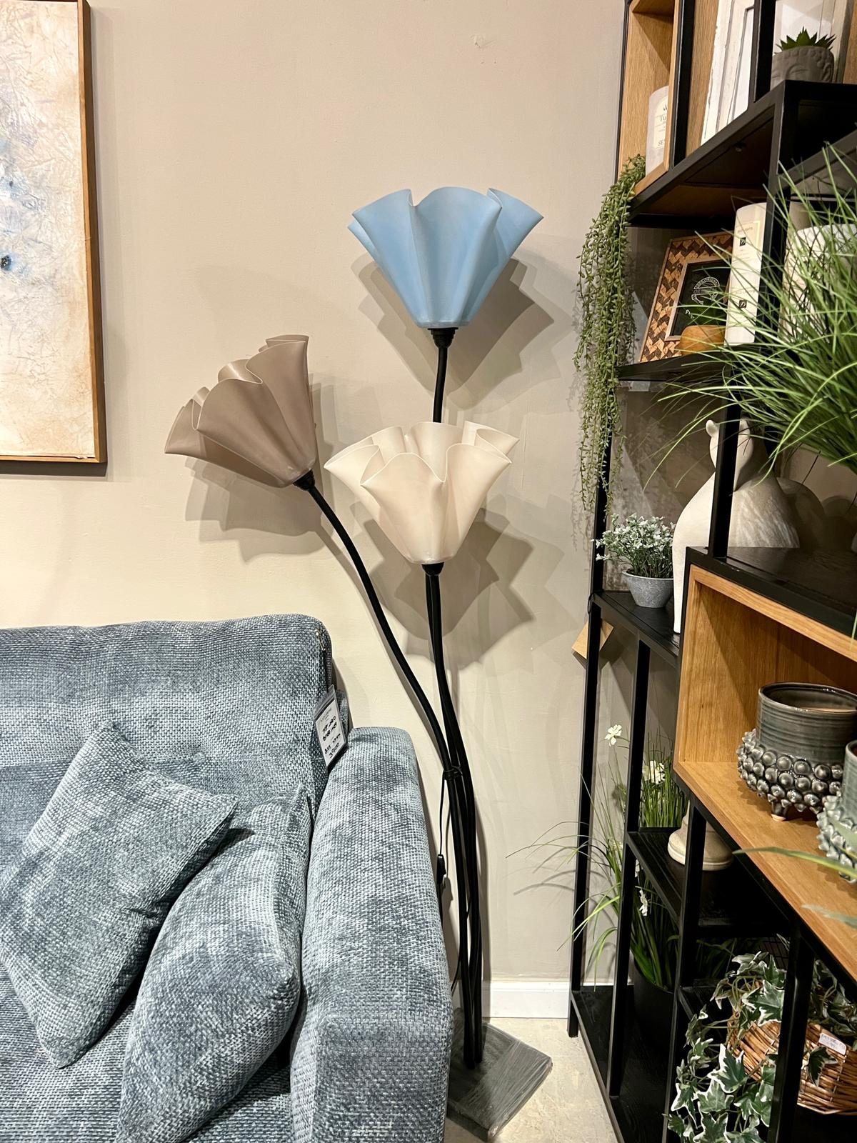 מנורת פרחים 3 קנים מנורת פרחים 3 קנים