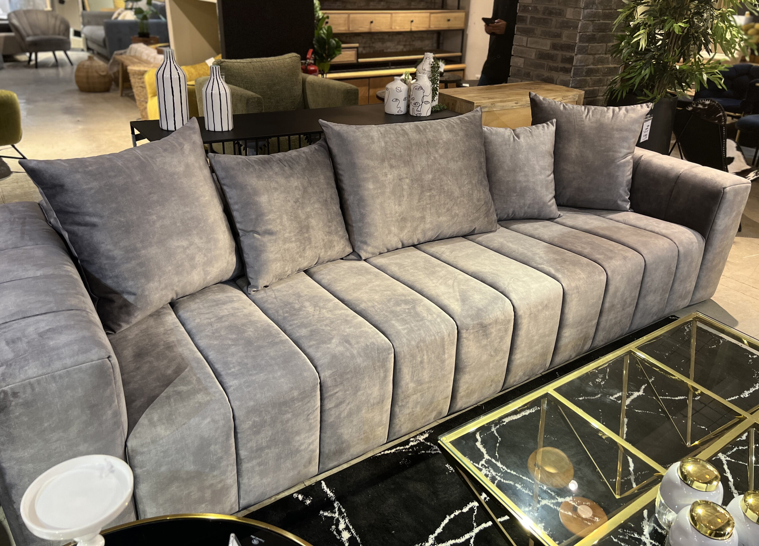 ספה מודרנית מעוצבת דגם קיוטו ספה מודרנית מעוצבת דגם קיוטו