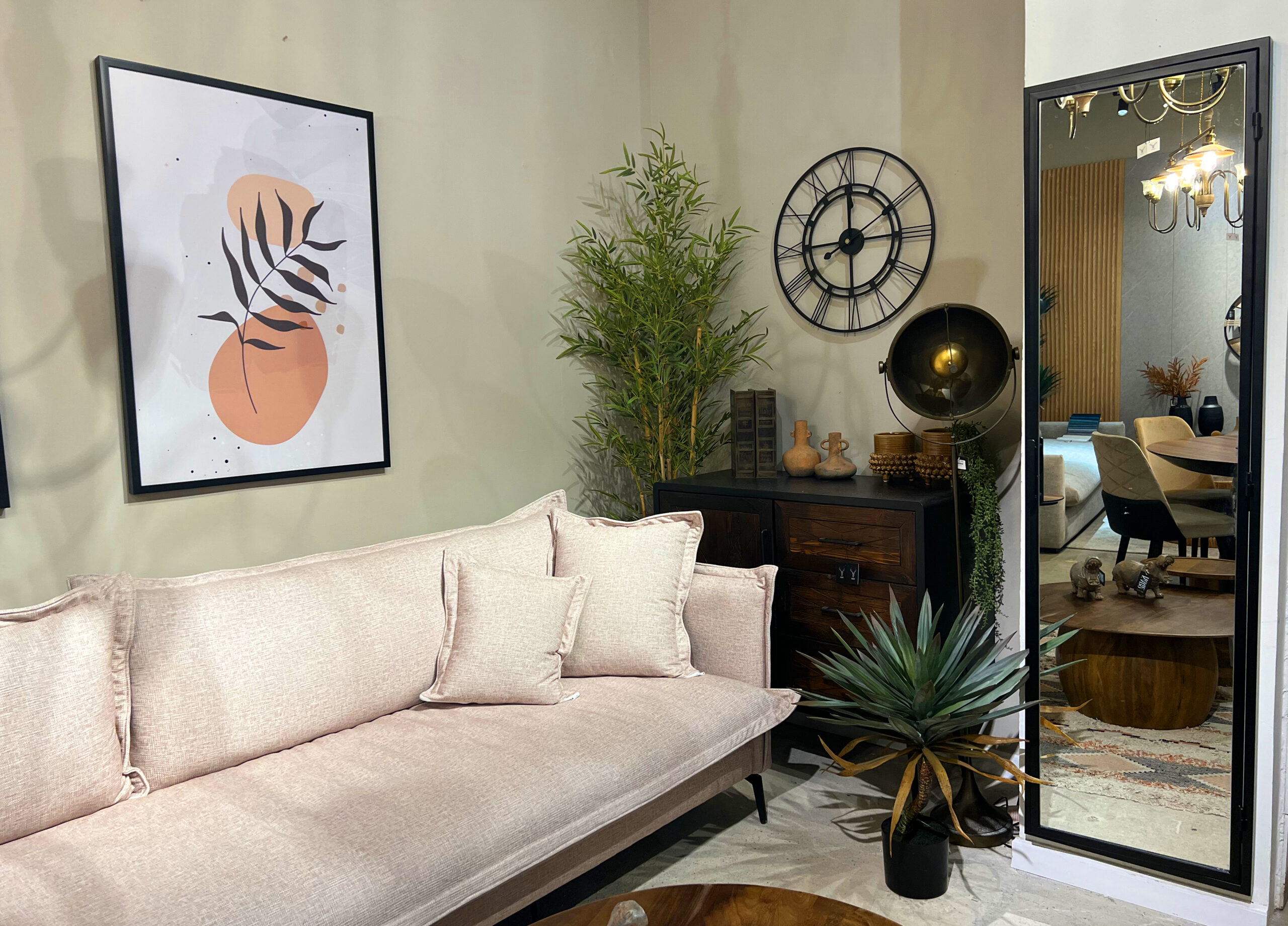 מראה נפתחת כיסוי ארון חשמל מראה נפתחת כיסוי ארון חשמל