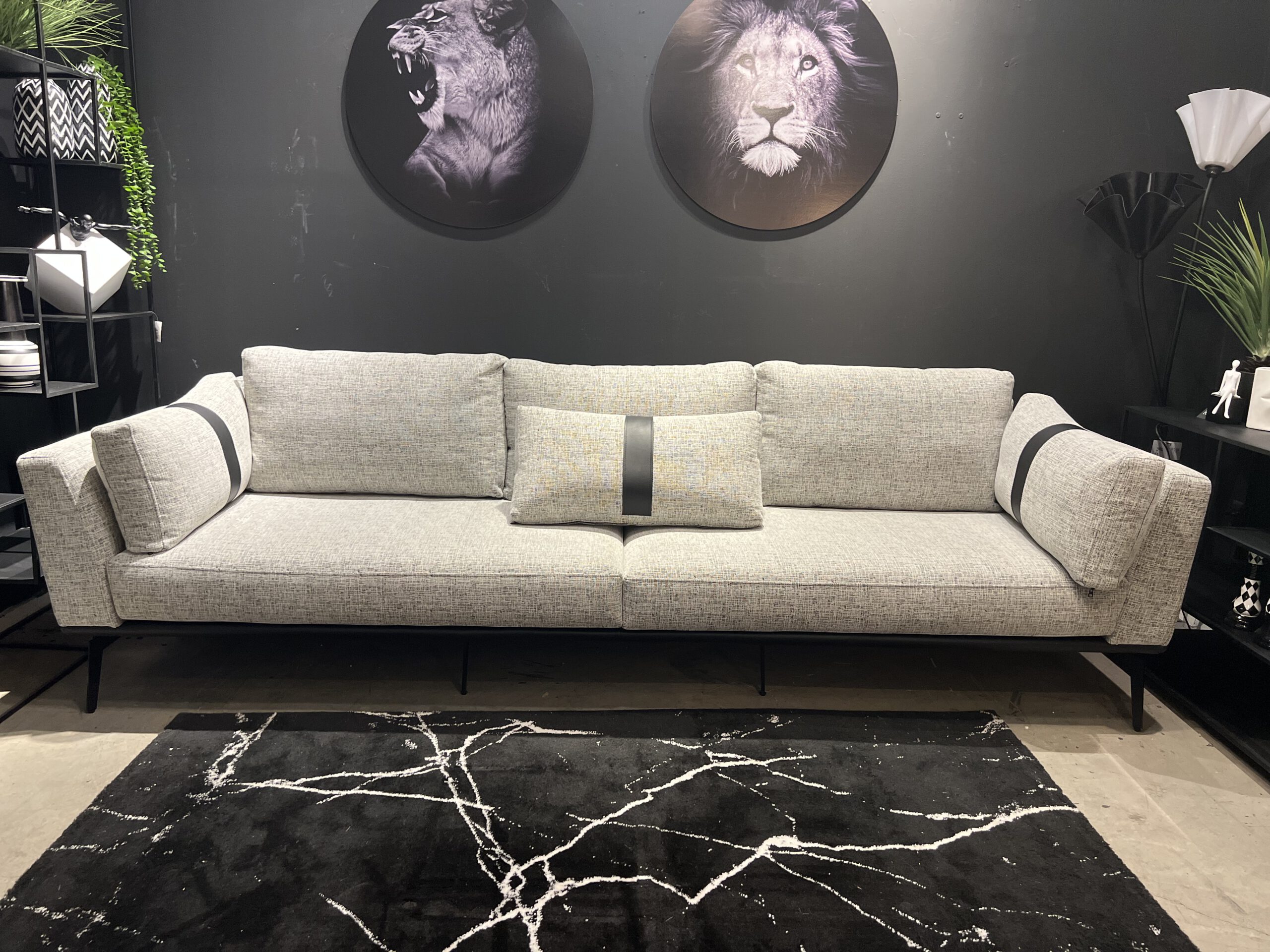 ספה מעוצבת דגם אלמוג ספה מעוצבת דגם אלמוג