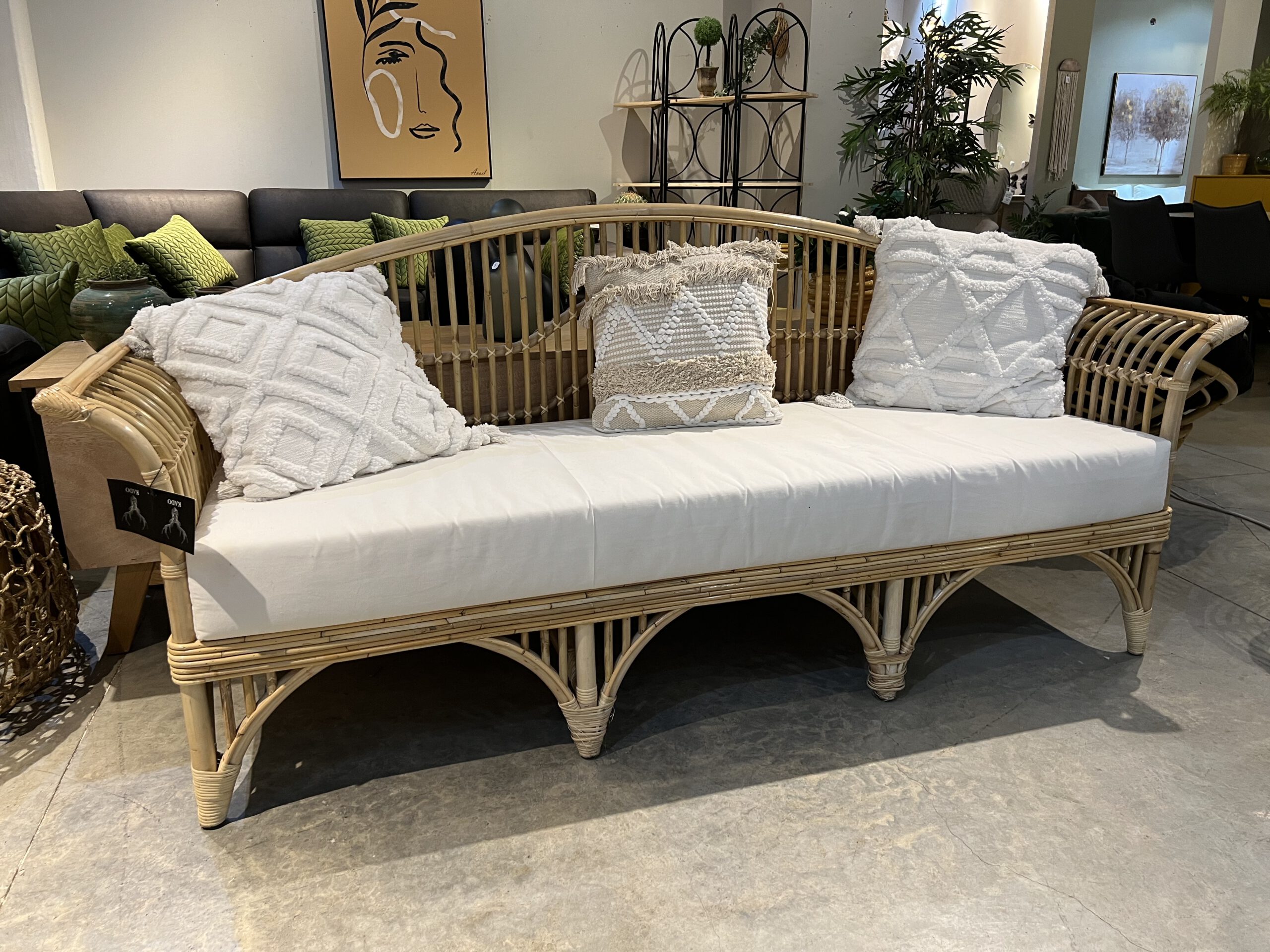 ספה ראטן דגם בריגה מתצוגה!