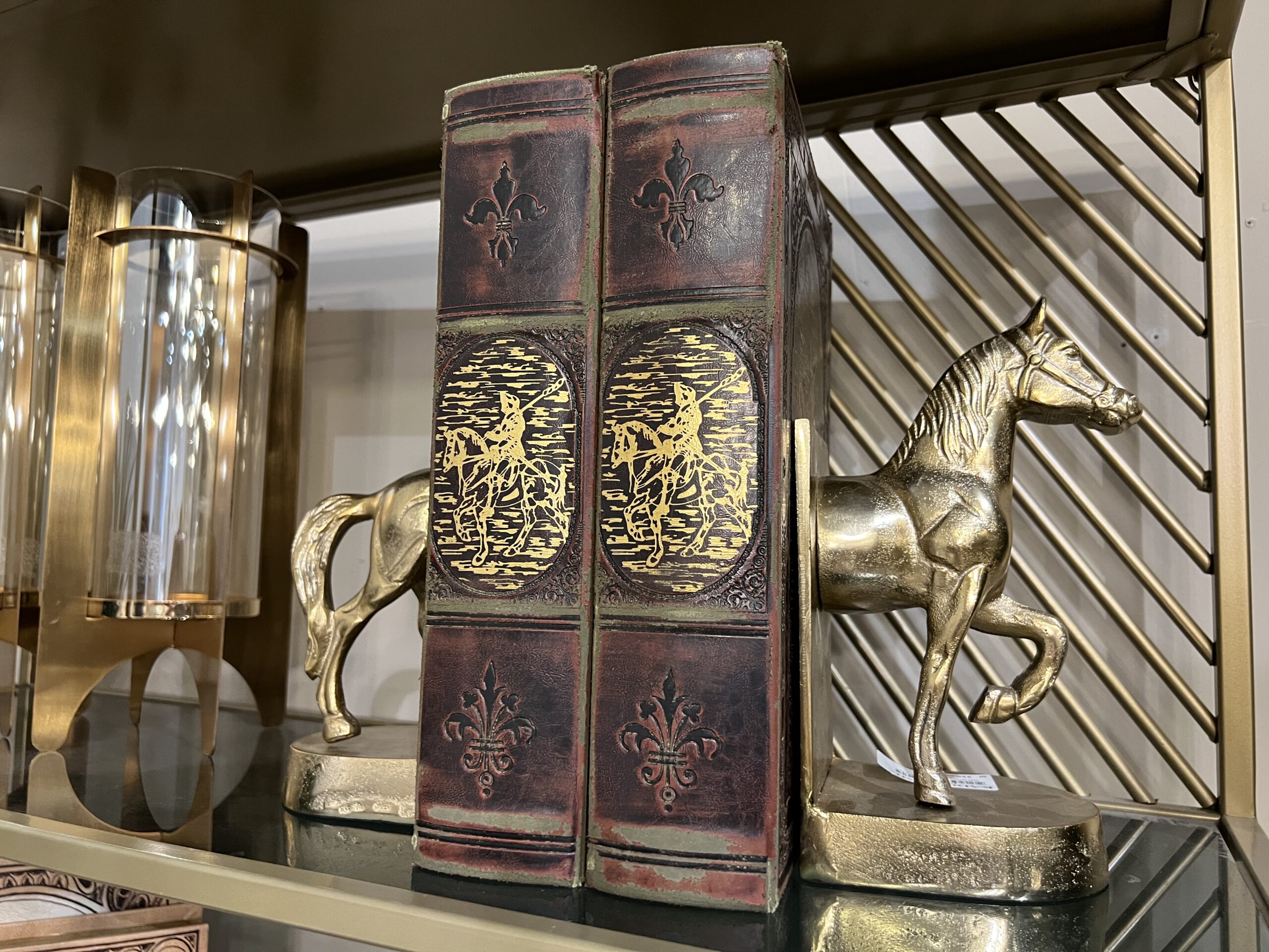 תומך ספרים בצורת סוס