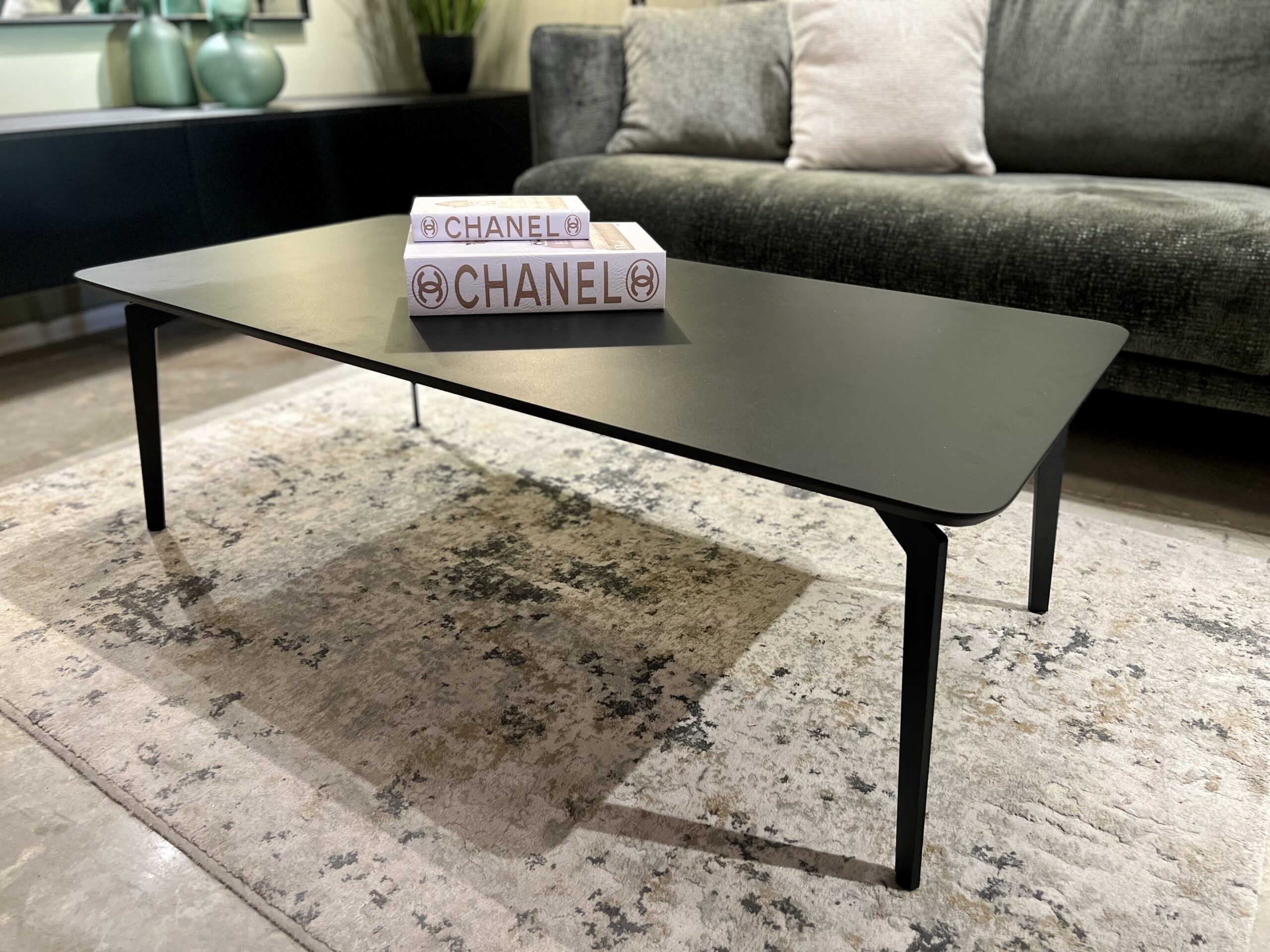 מזנון + שולחן סלון דגם סטאר מתצוגה!