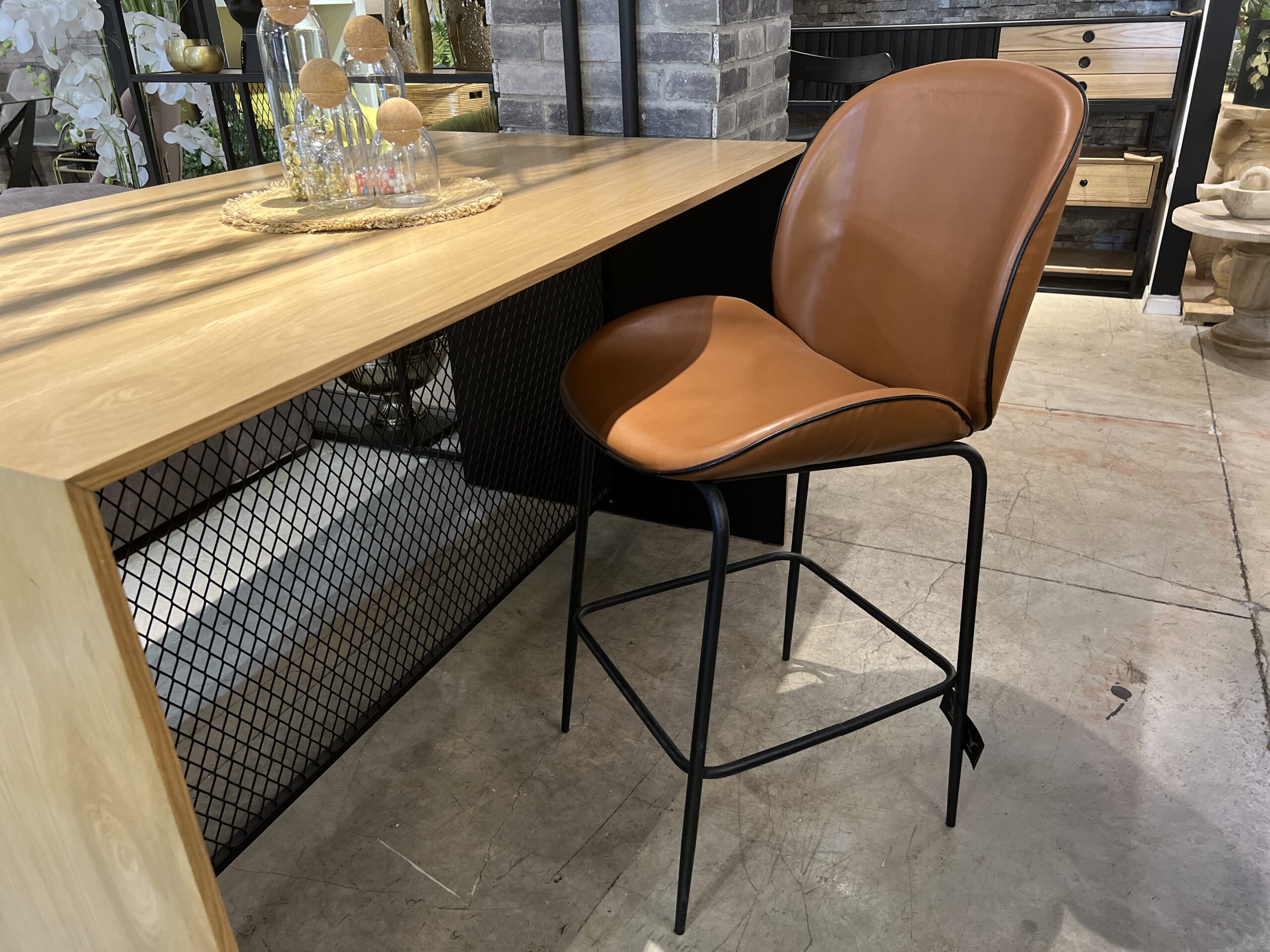 כיסא בר דגם מוניק כיסא בר דגם מוניק