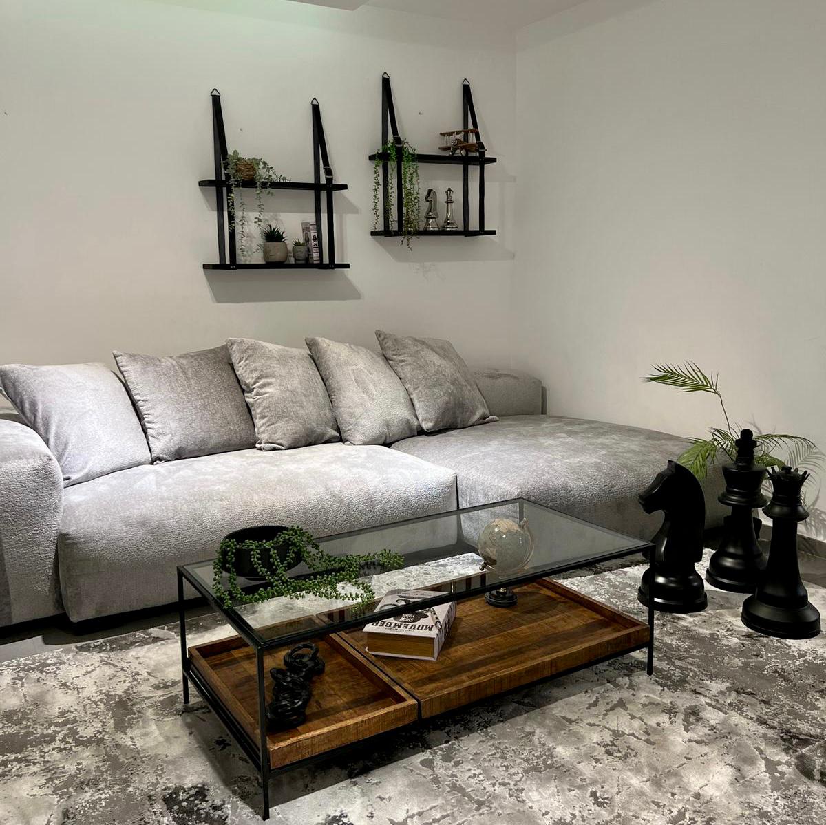 זוג מדפי עץ תליה עם רצועות עור זוג מדפי עץ תליה עם רצועות עור