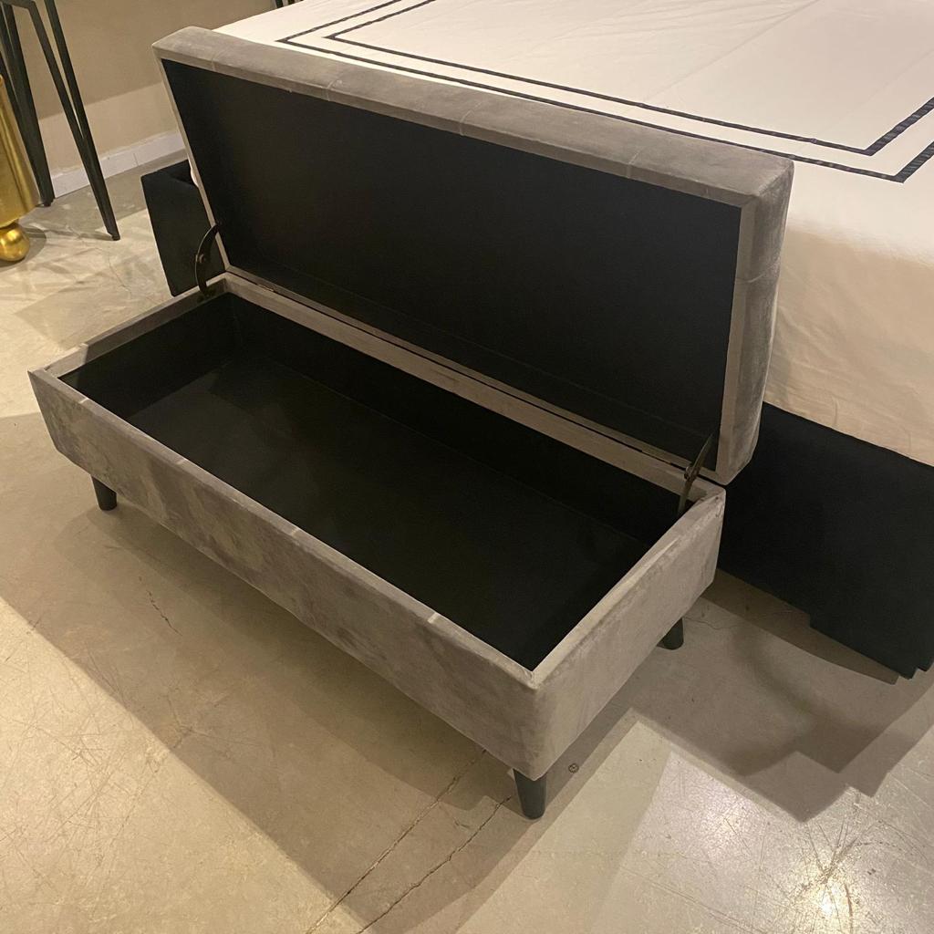 הדום וונדי אפור