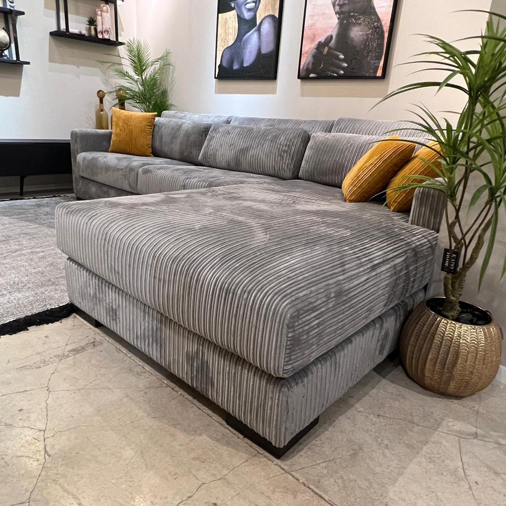 ספה דגם קלאודיה ספה דגם קלאודיה