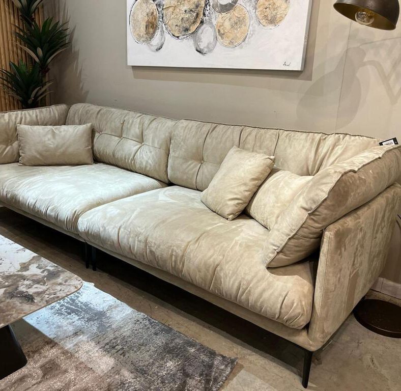 ספה דגם אופרה קימי גוון בהיר מבצע מתצוגה!