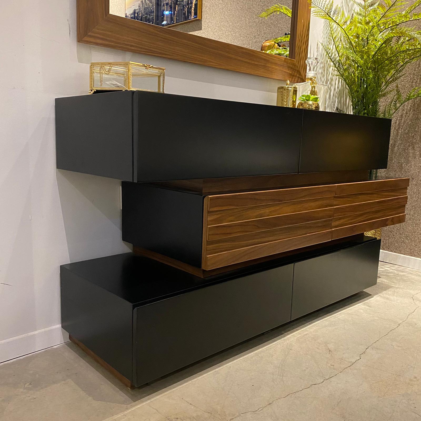 קומודה דגם פנמה קומודה דגם פנמה