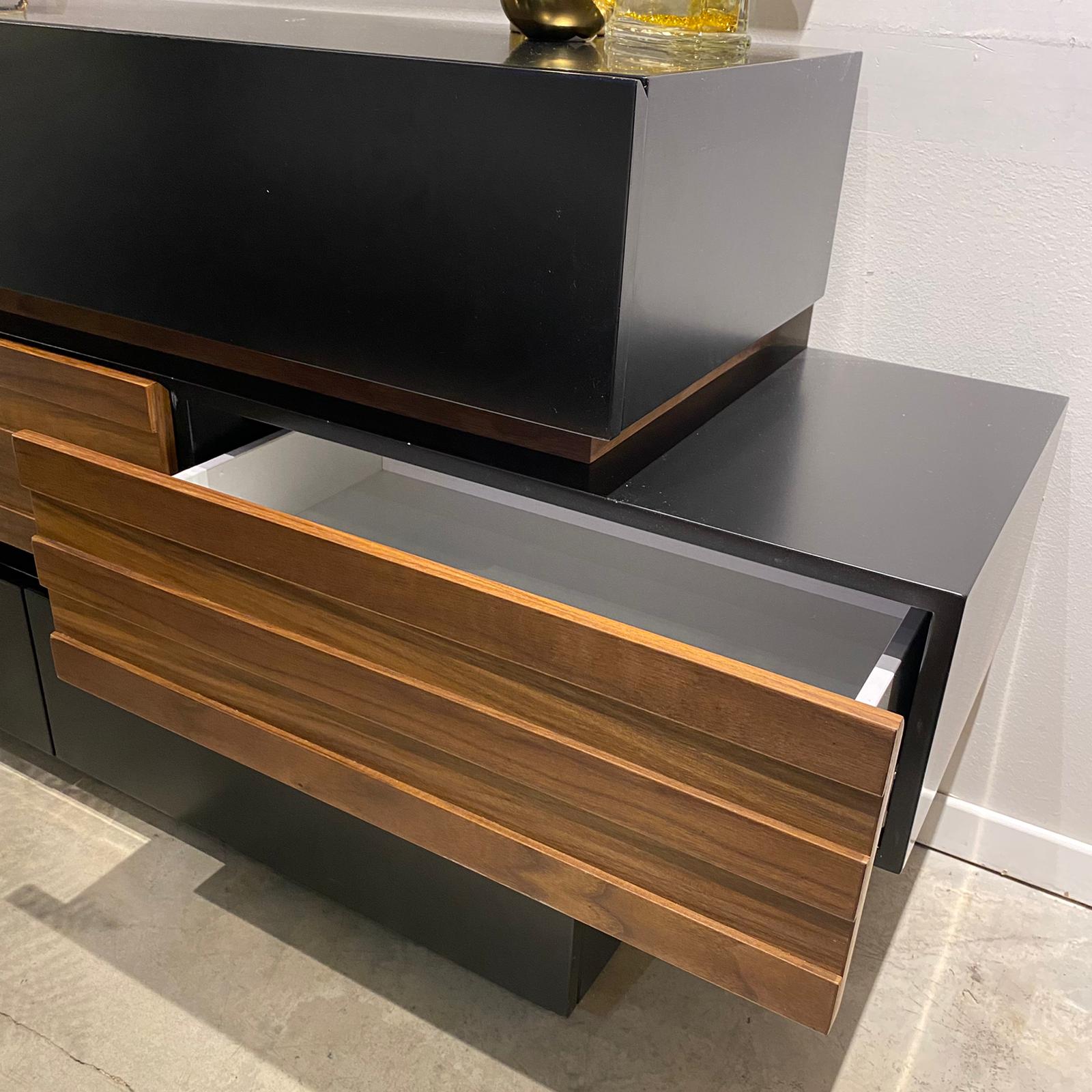 קומודה דגם פנמה קומודה דגם פנמה