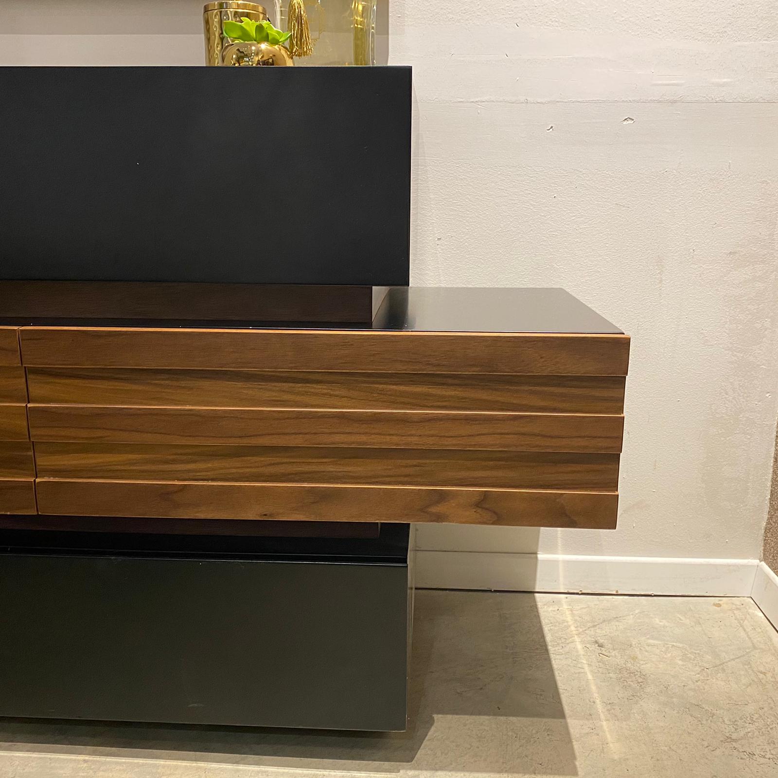 קומודה דגם פנמה קומודה דגם פנמה