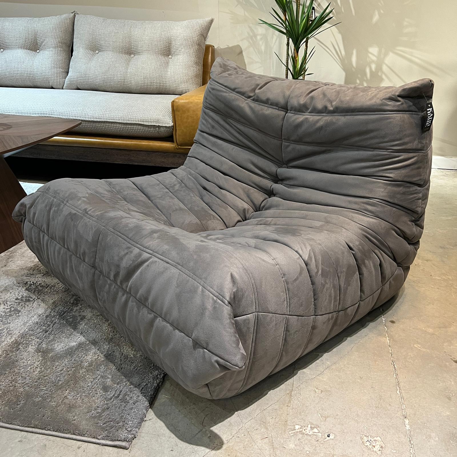 כורסא דגם פילו קימי גוון כהה כורסא דגם פילו קימי גוון כהה