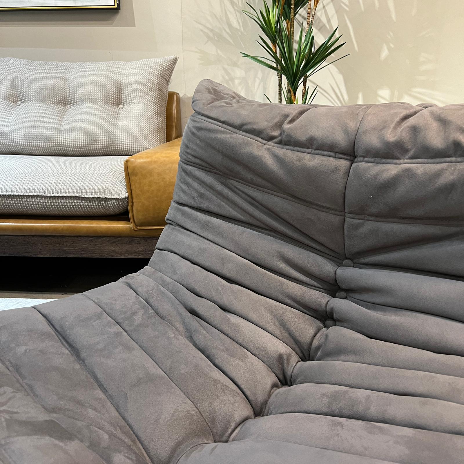 כורסא דגם פילו קימי גוון כהה כורסא דגם פילו קימי גוון כהה