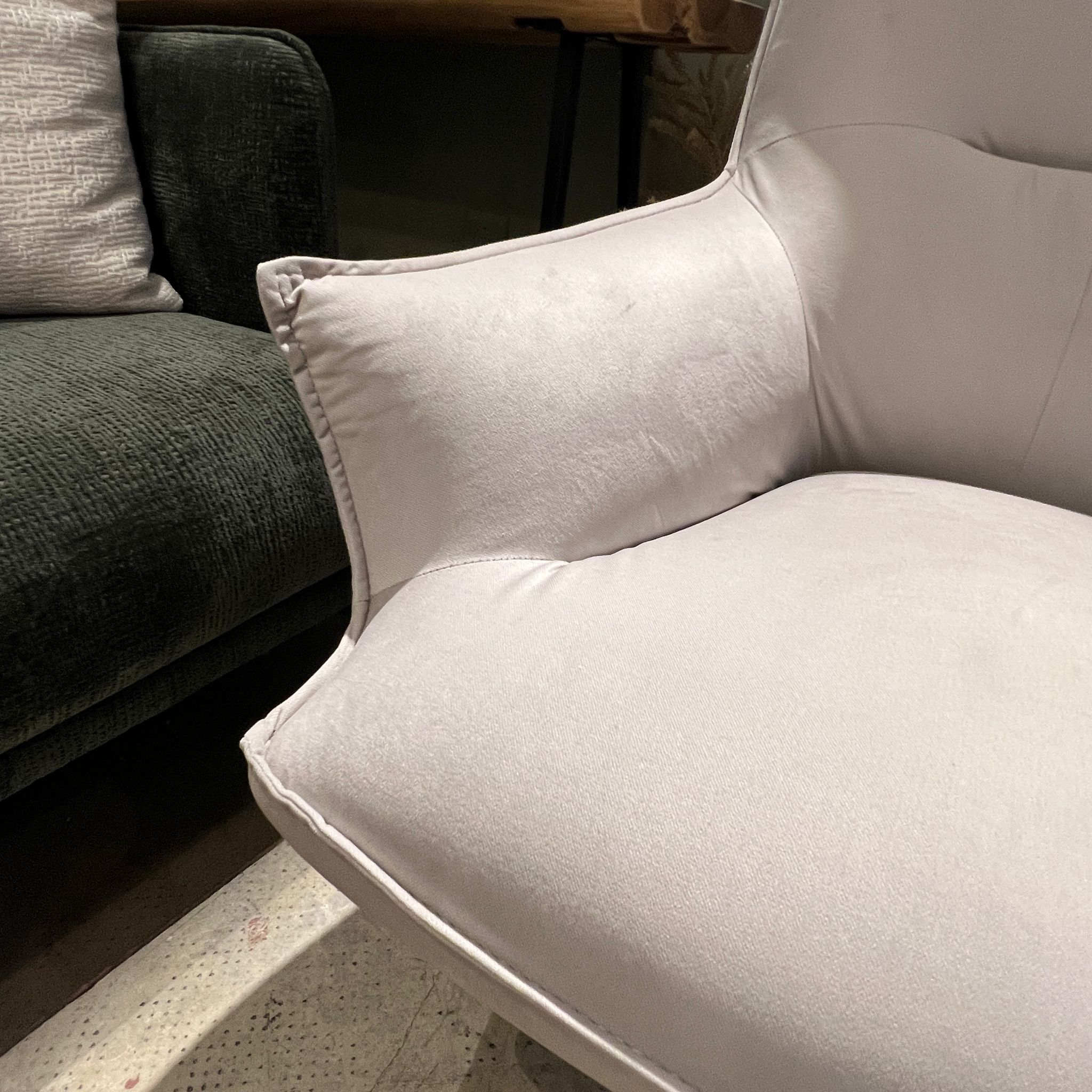 כורסא דגם דיימונד מתצוגה!