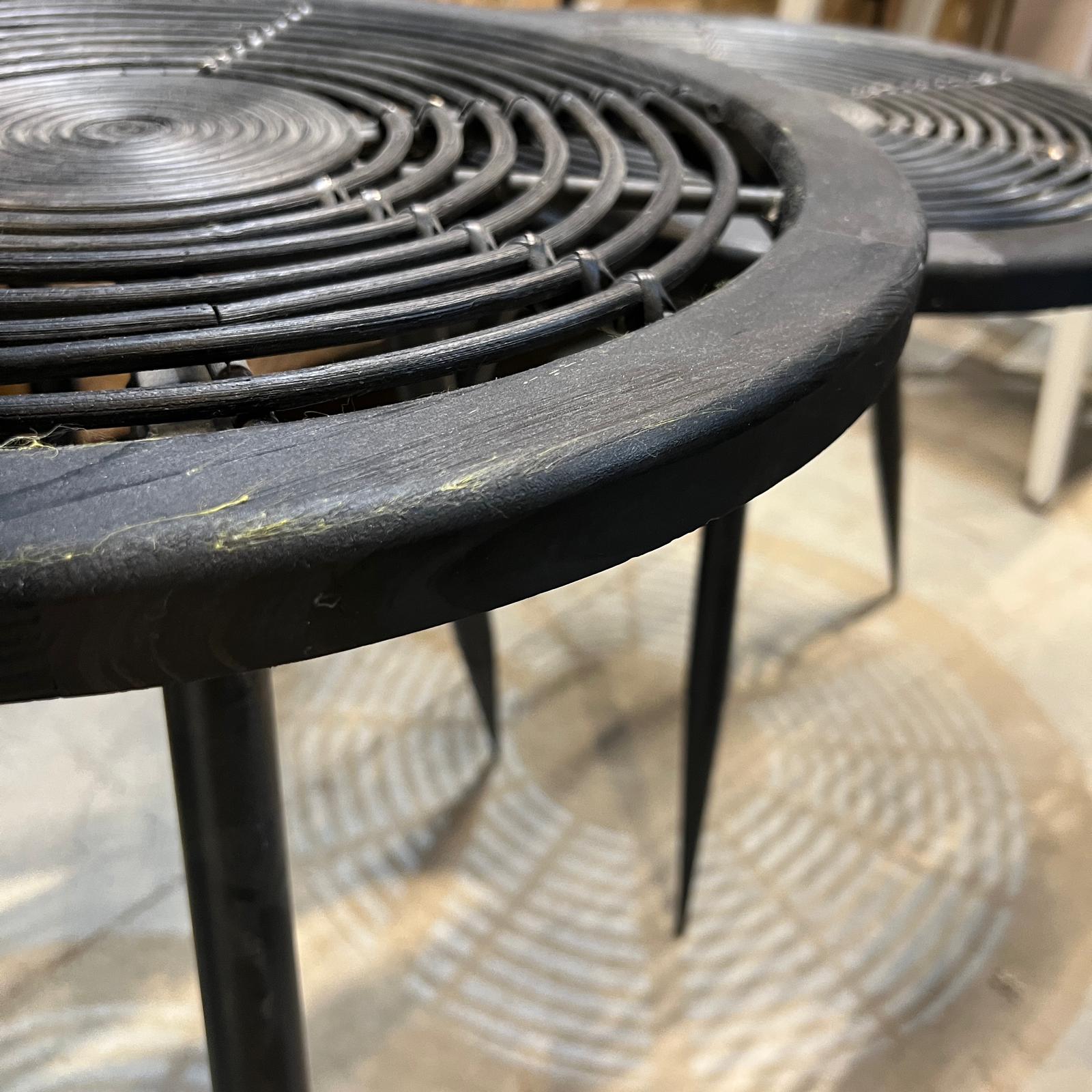 סט שולחנות ספירלה מתצוגה! סט שולחנות ספירלה מתצוגה!