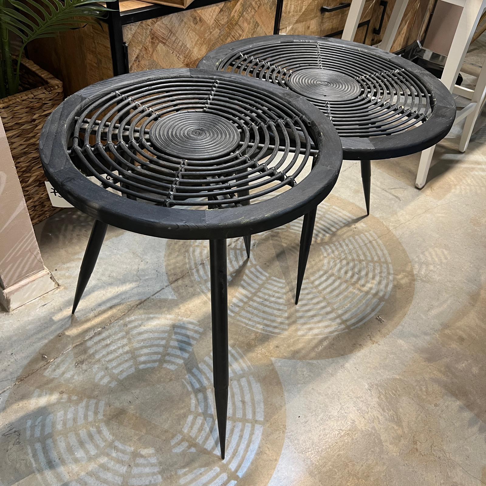 סט שולחנות ספירלה מתצוגה! סט שולחנות ספירלה מתצוגה!