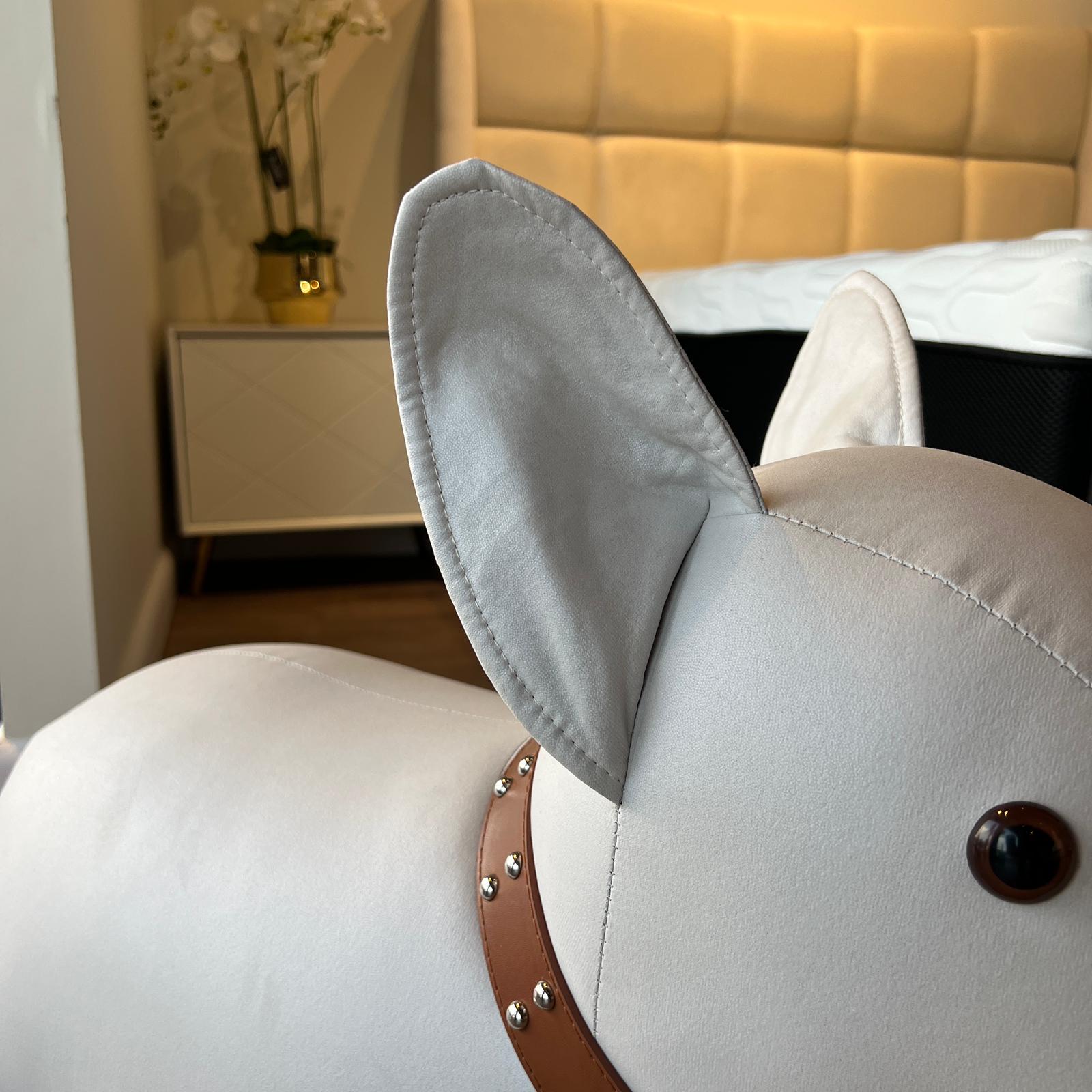 בובה כלב בולדוג קימי בד טכנו לבן