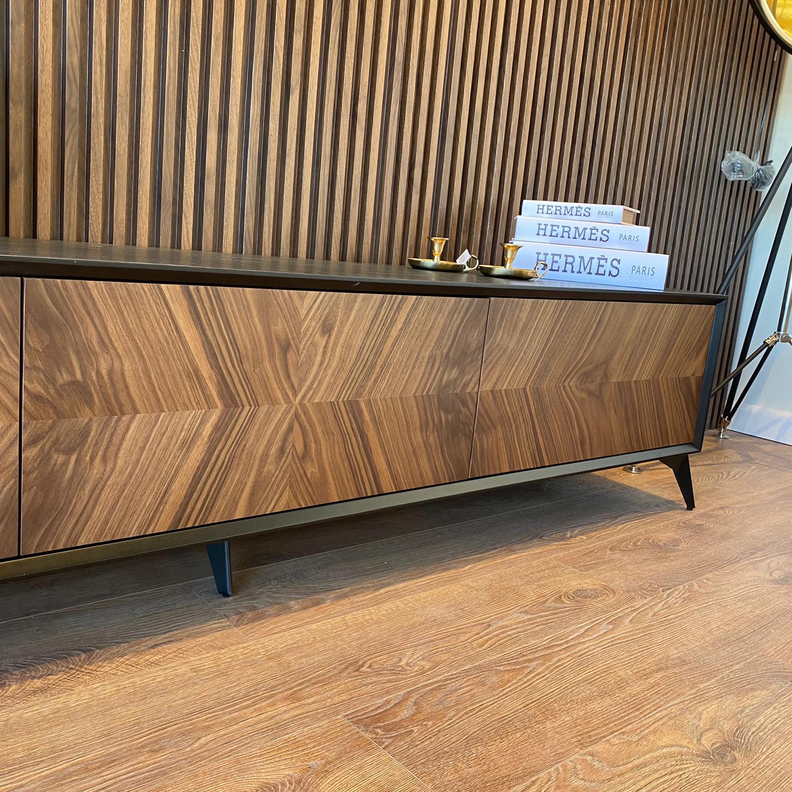 מזנון דגם טנזניה מזנון דגם טנזניה