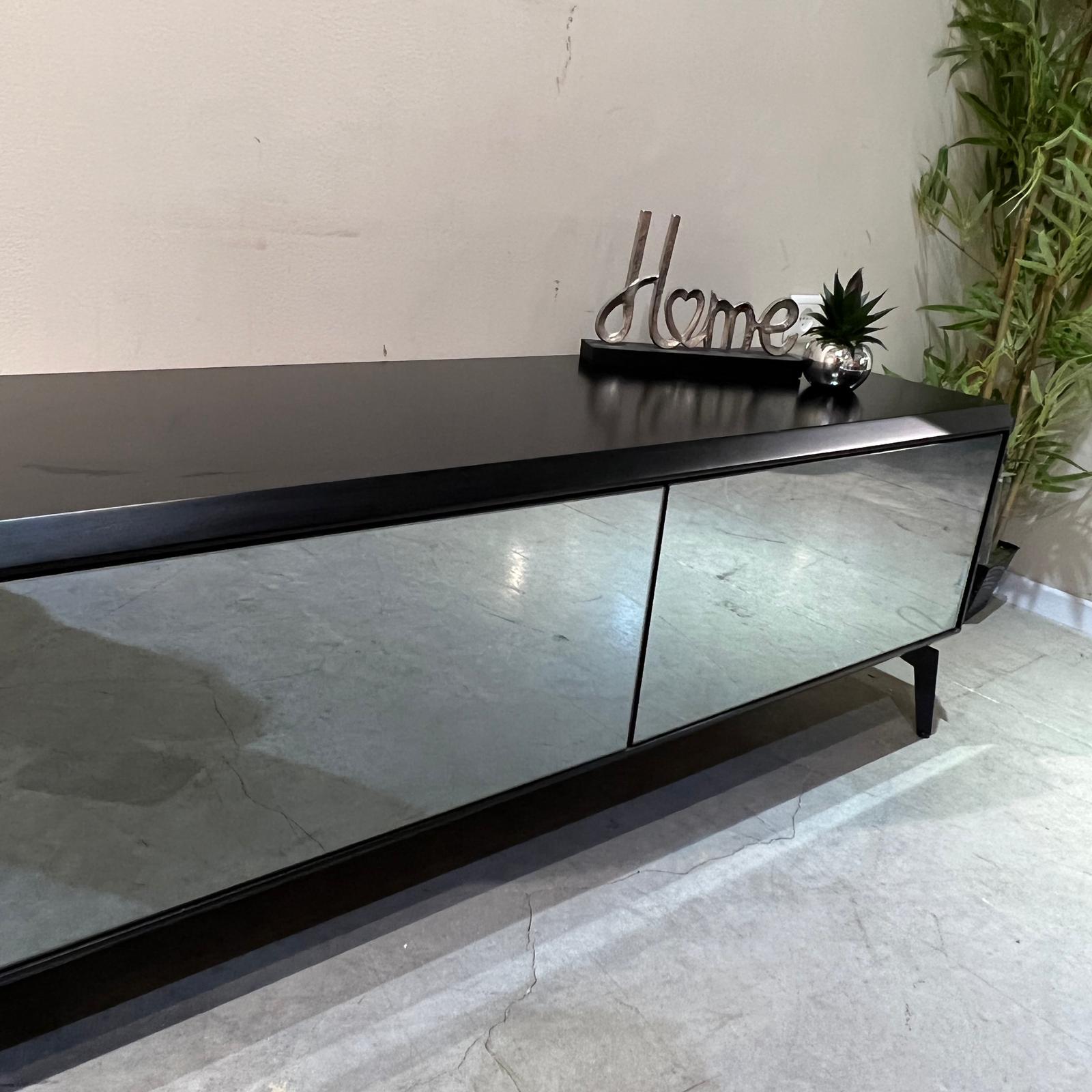 מזנון דגם מראה מזנון דגם מראה