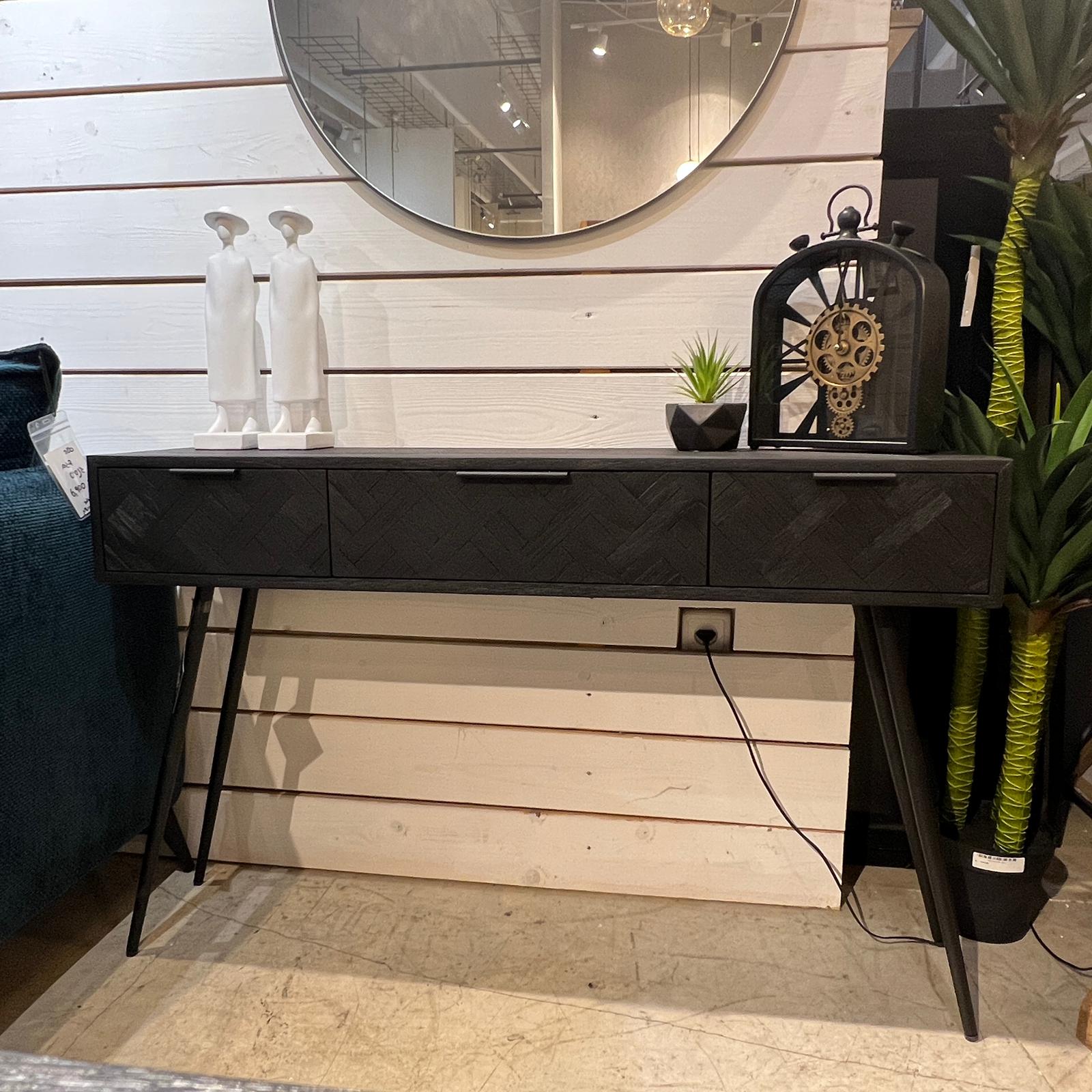 קונסולה עץ שחור טקסטורה 3 מגירות פישבון דגם רוני קונסולה עץ שחור טקסטורה 3 מגירות פישבון דגם רוני