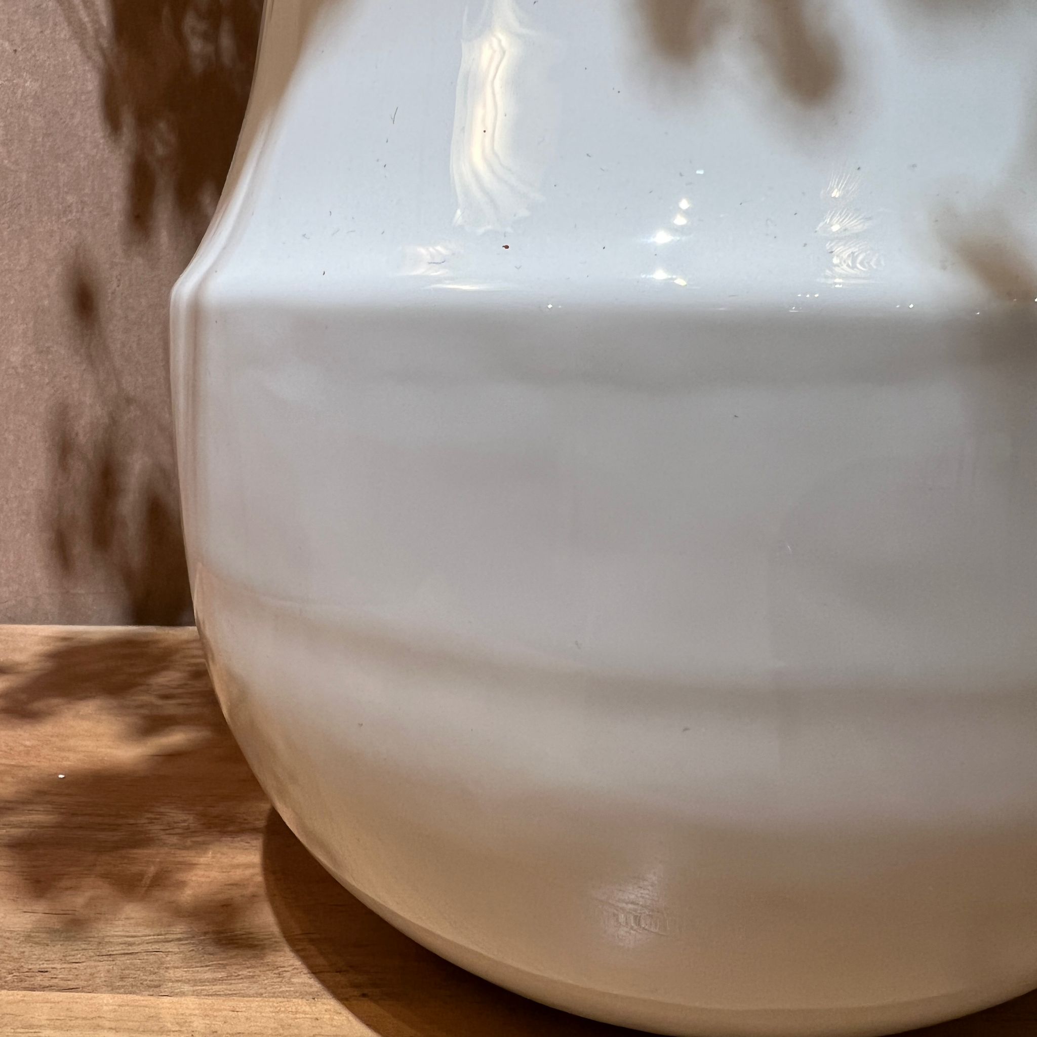 כד אולימפוס דגם ראבי בינוני לבן כד אולימפוס דגם ראבי בינוני לבן