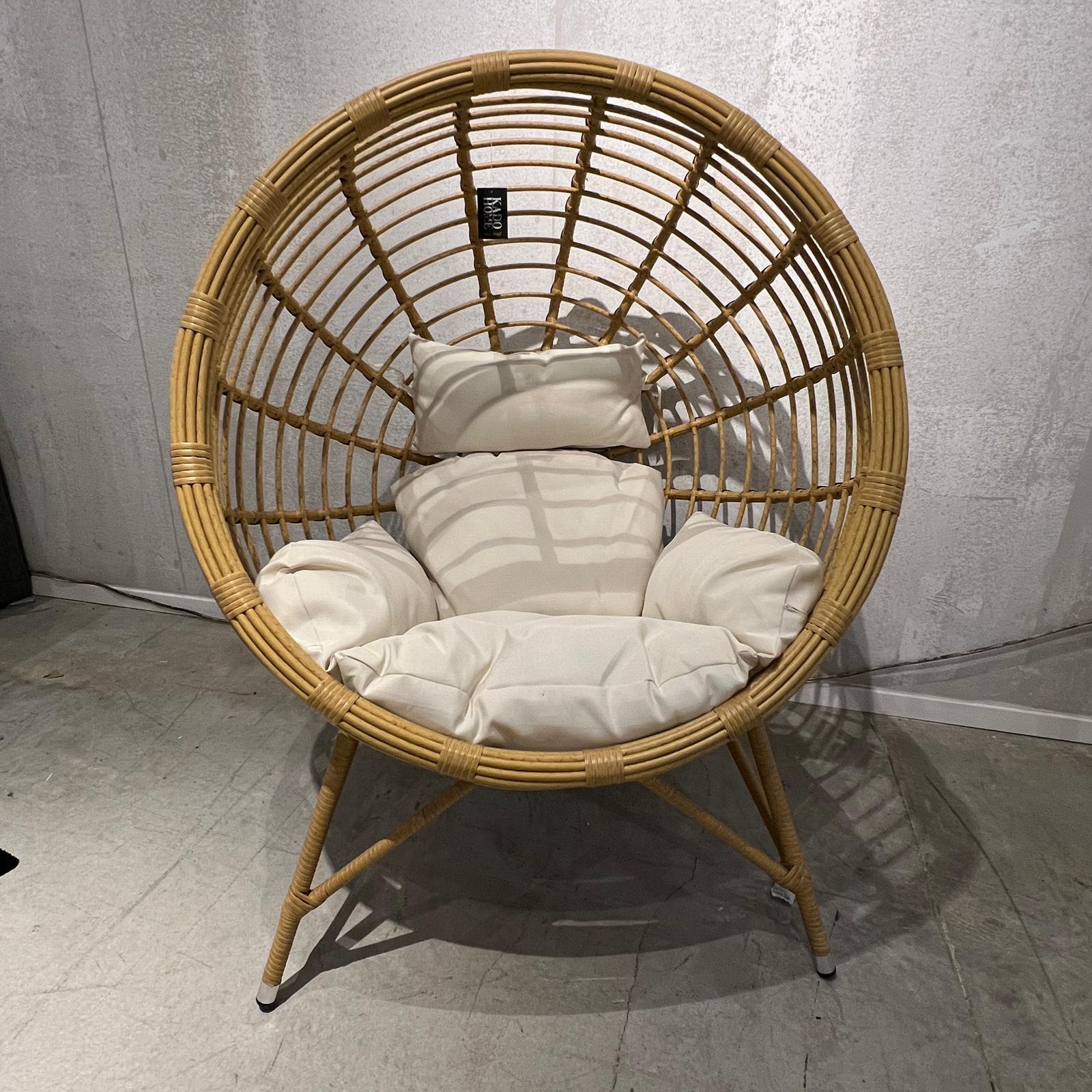 כורסא דגם ראטן קימי כרית לבנה