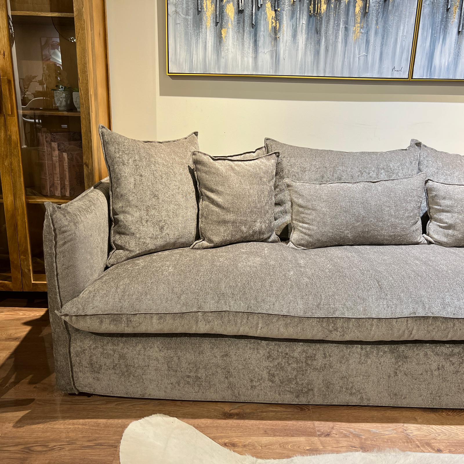 ספה דגם שמלה