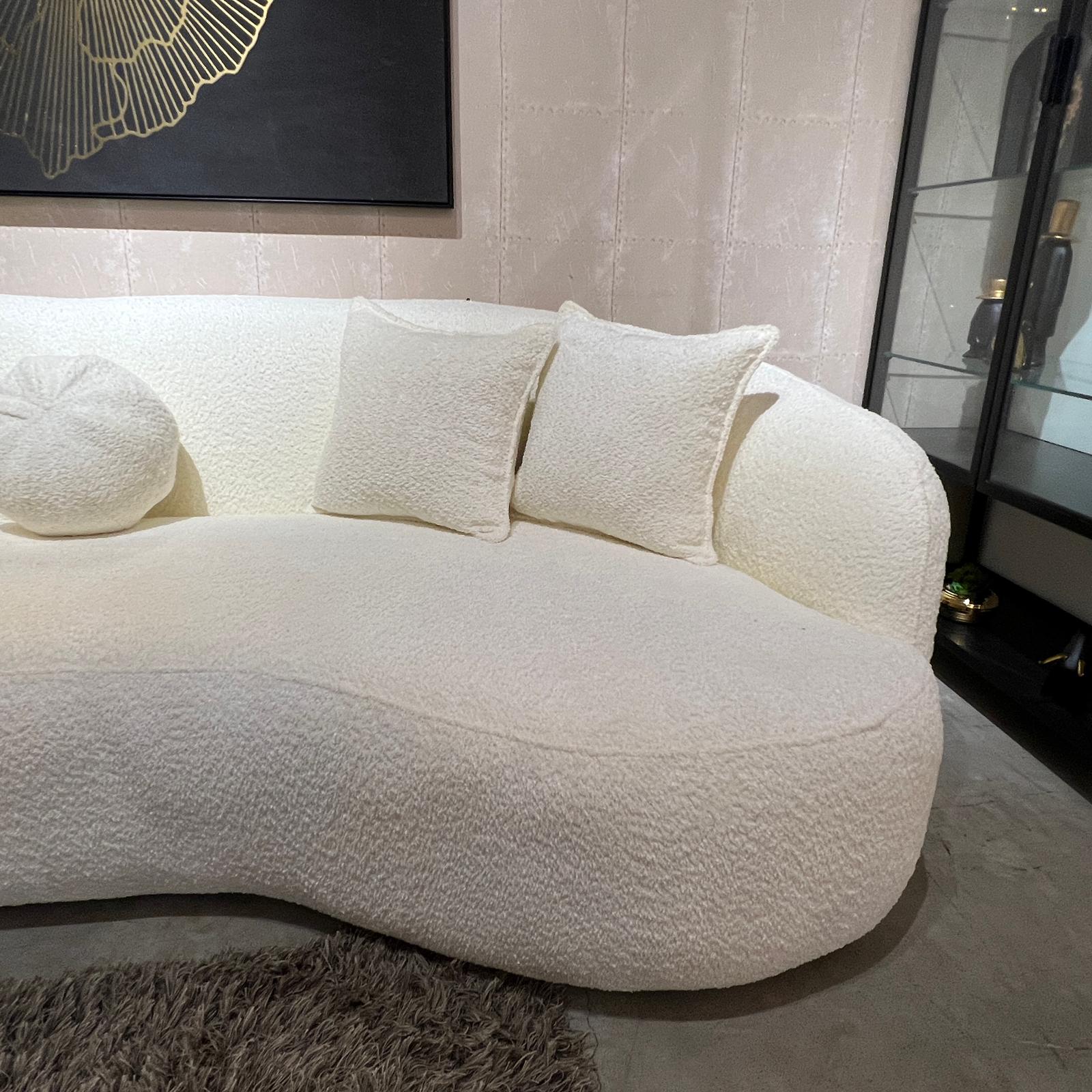 ספה מודרנית מעוגלת דגם אדנה ספה מודרנית מעוגלת דגם אדנה