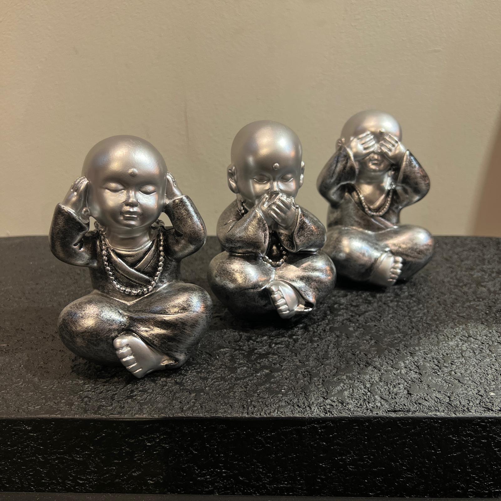 פסל בודהה ילד כסף קטן פסל בודהה ילד כסף קטן