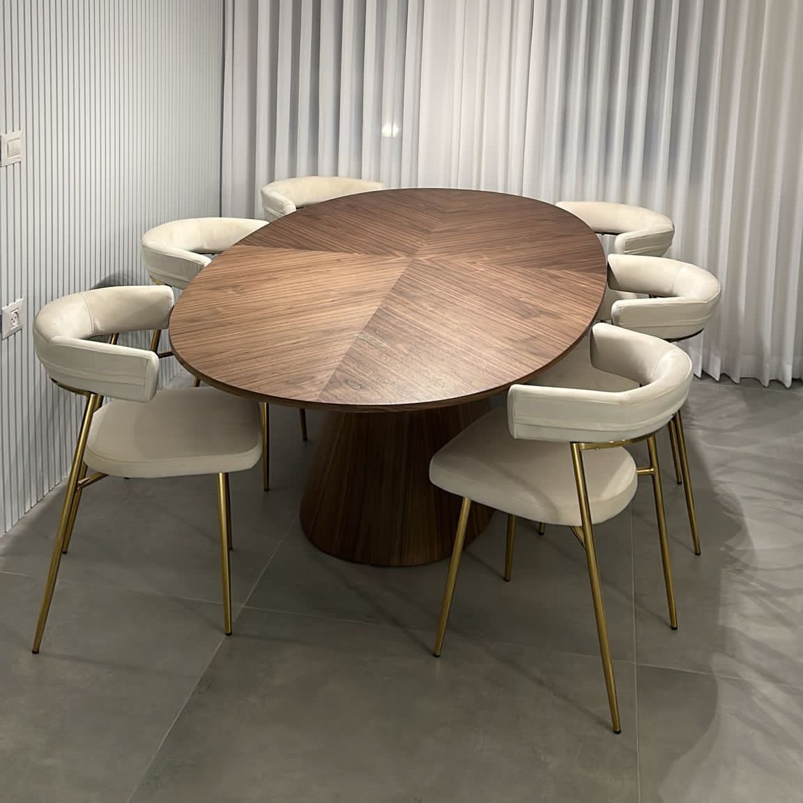 שולחן אוכל אובלי דגם ווד קימי