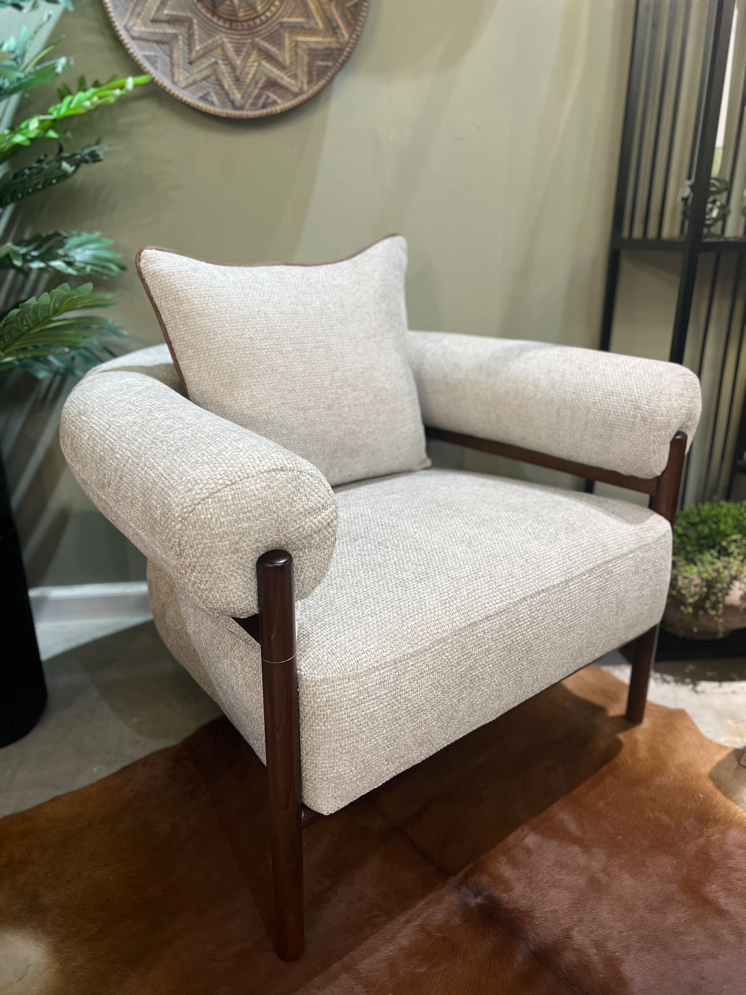 כורסא מעוצבת דגם לפייט כורסא מעוצבת דגם לפייט