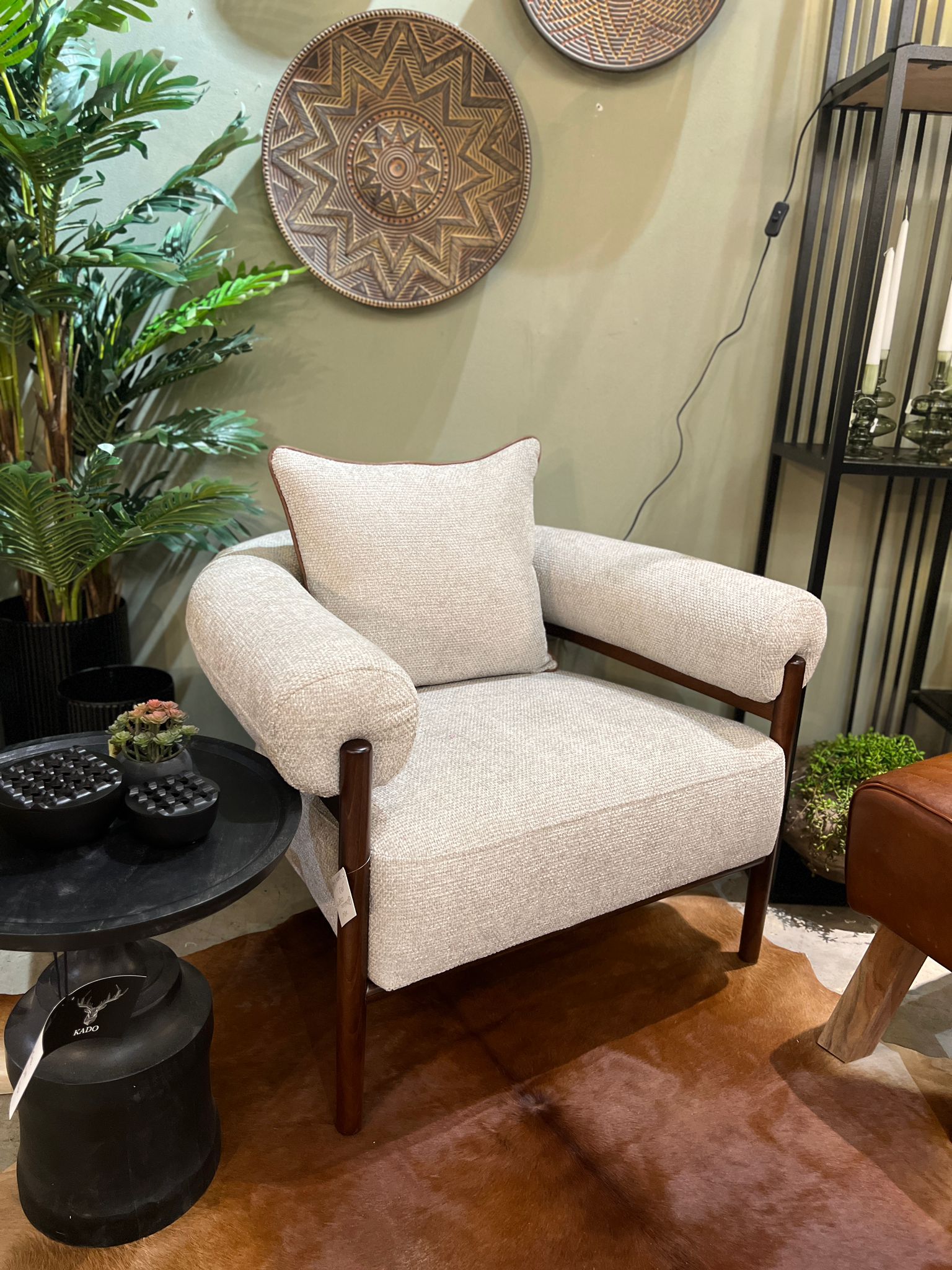 כורסא מעוצבת דגם לפייט כורסא מעוצבת דגם לפייט