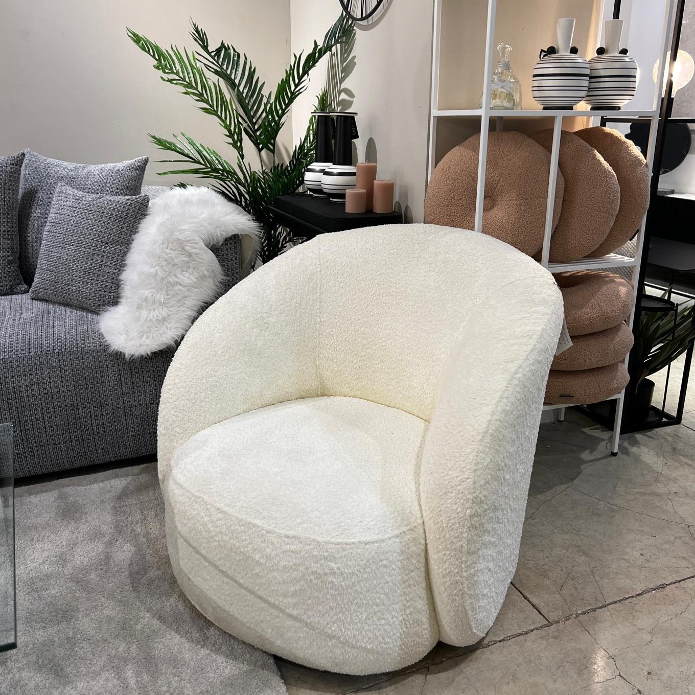 כורסא מעוגלת דגם בלגיה כורסא מעוגלת דגם בלגיה