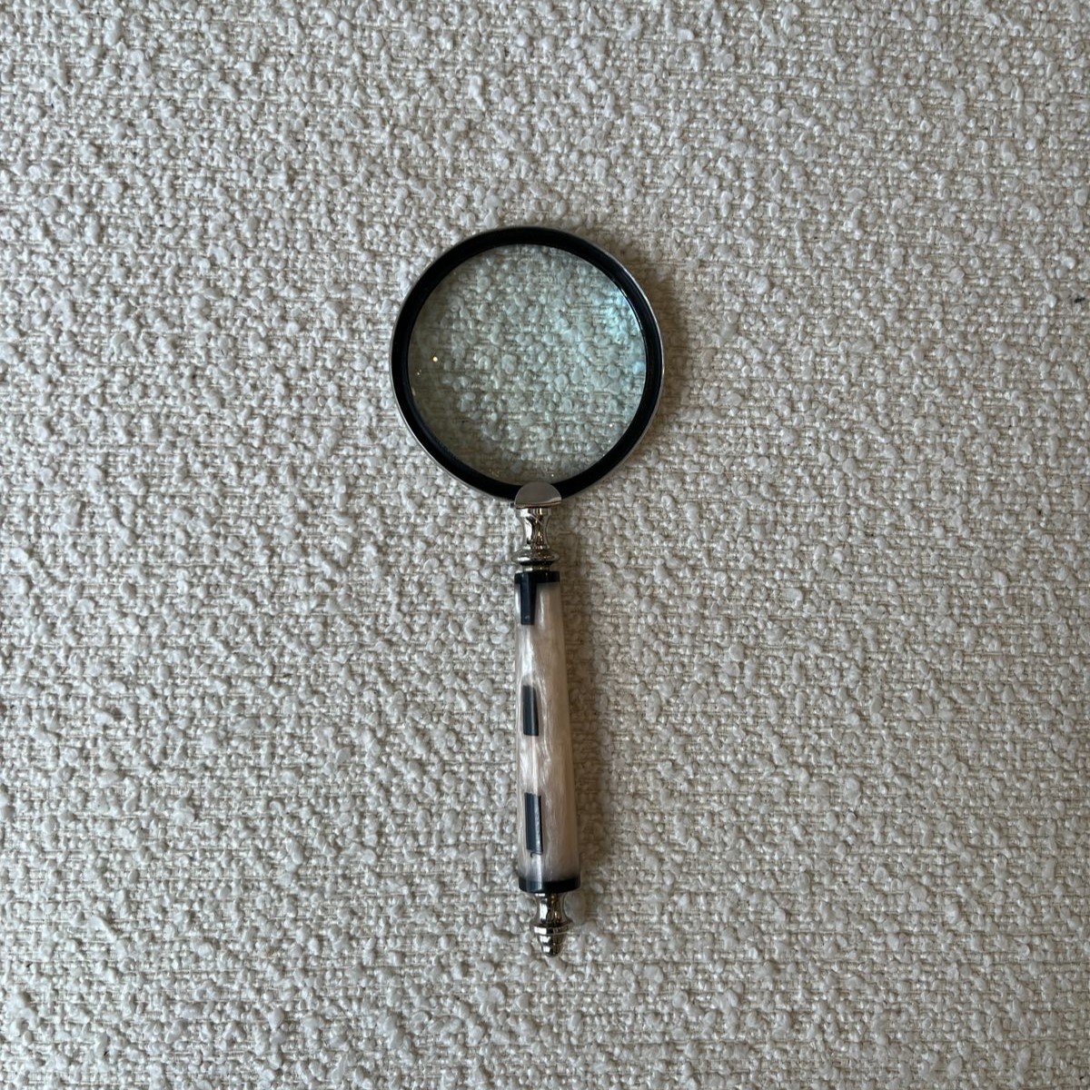 זכוכית מגדלת ידית שנהב שחור זכוכית מגדלת ידית שנהב שחור