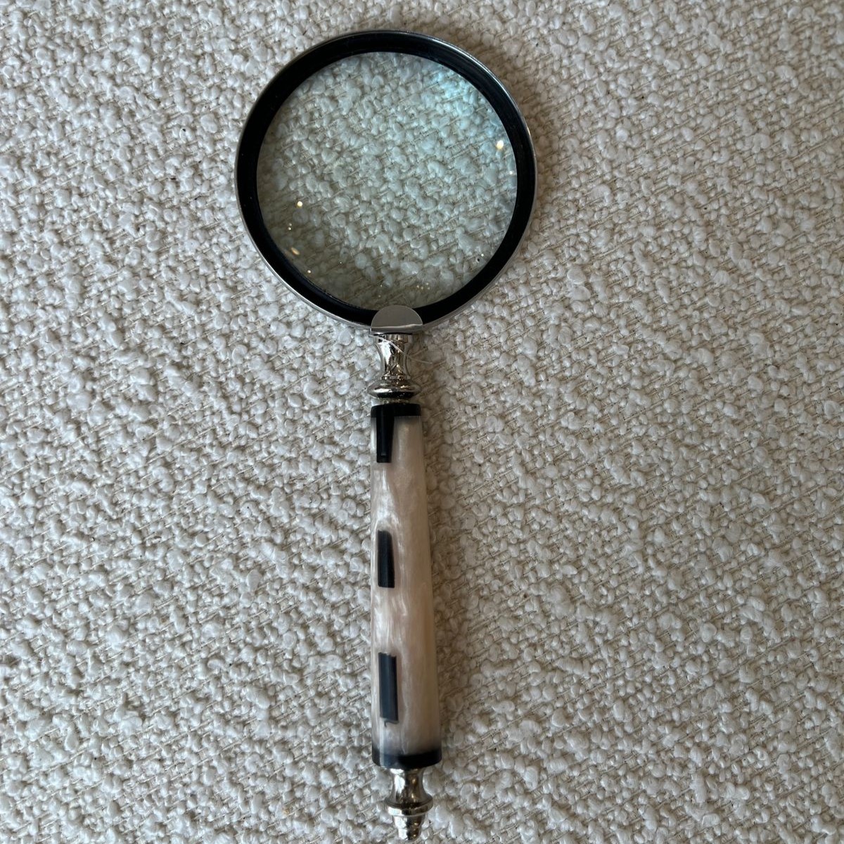 זכוכית מגדלת ידית שנהב שחור זכוכית מגדלת ידית שנהב שחור