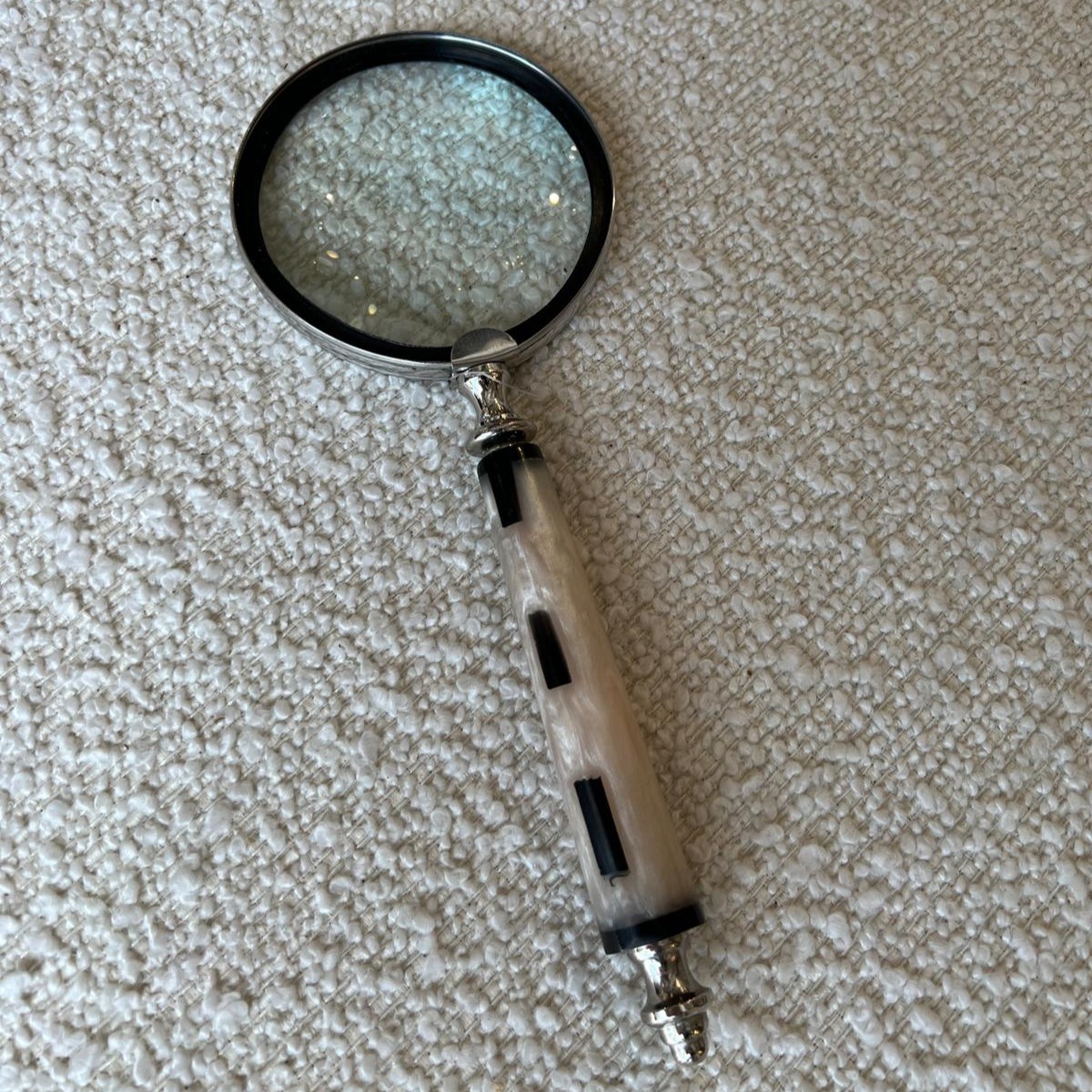 זכוכית מגדלת ידית שנהב שחור זכוכית מגדלת ידית שנהב שחור