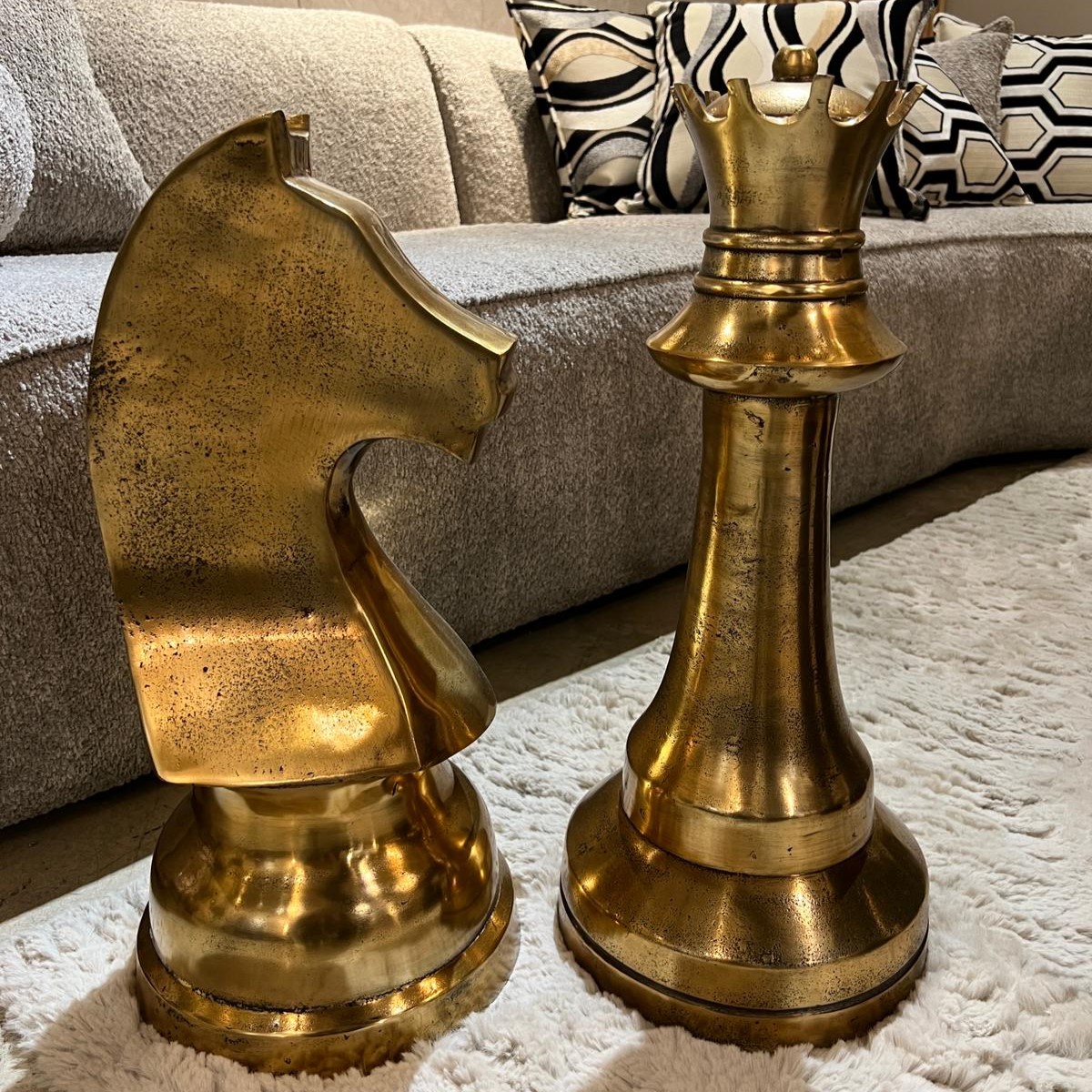 פסל שחמט זהב ענק פסל שחמט זהב ענק