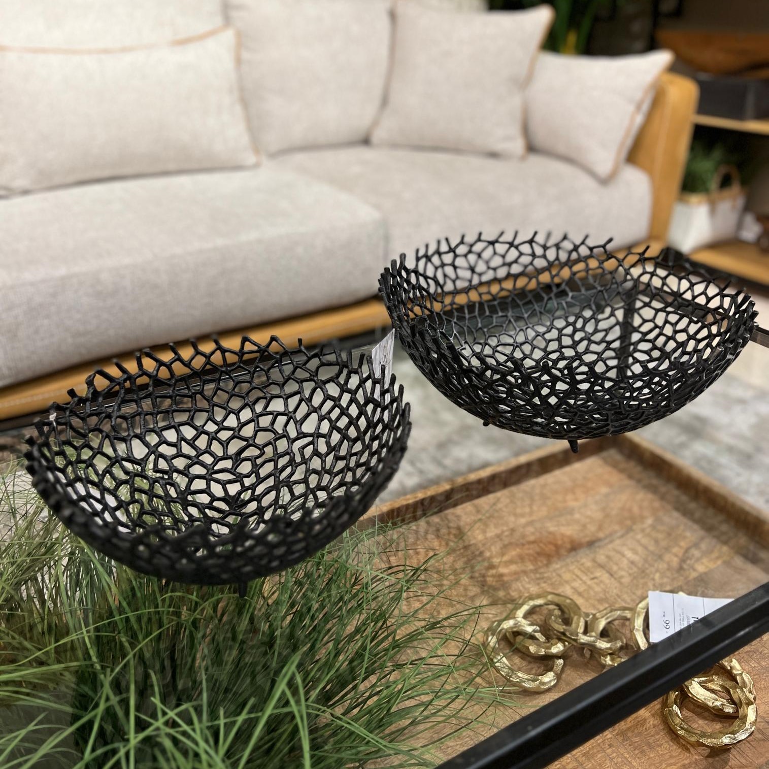 קערה ברזל תחרה שחור קערה ברזל תחרה שחור