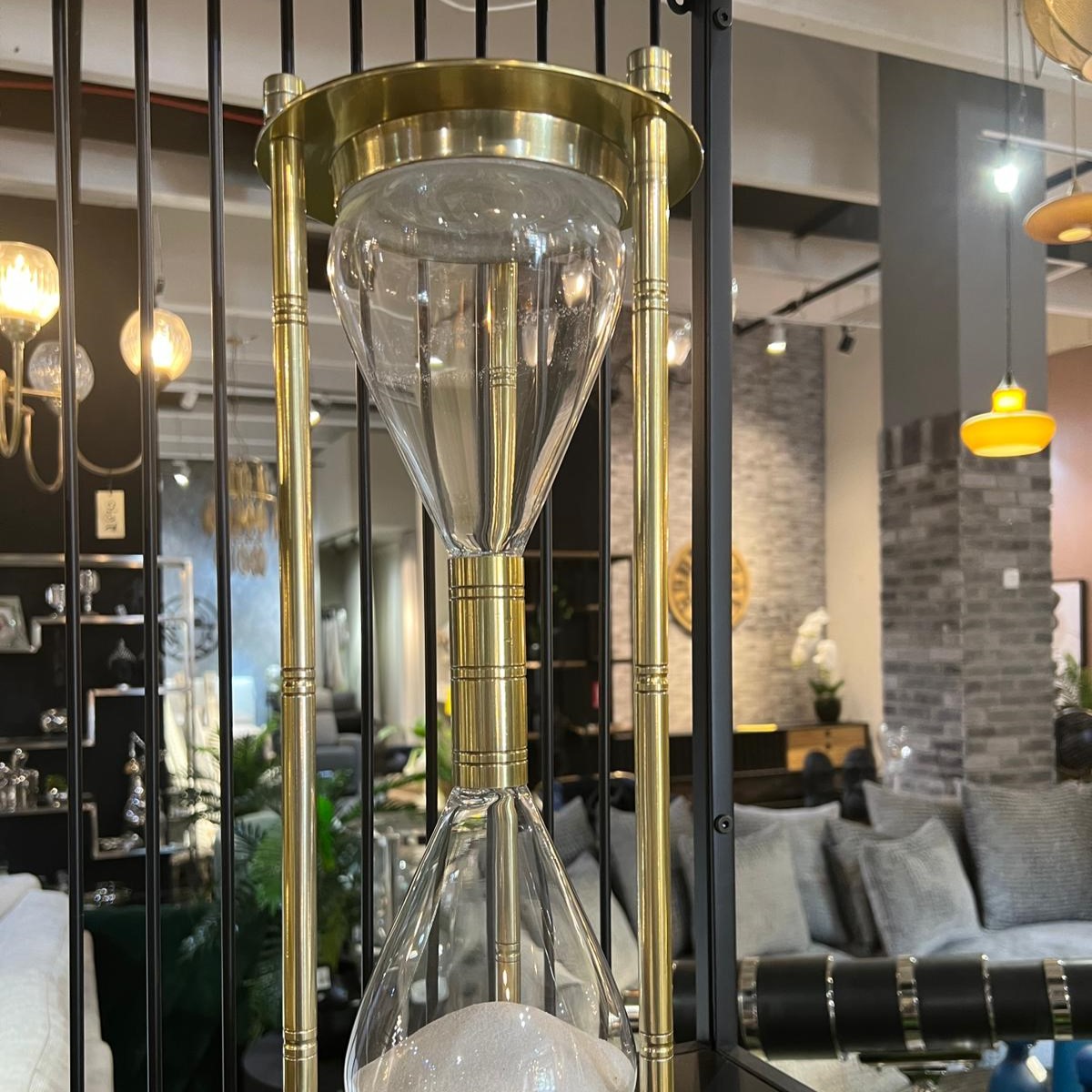 שעון חול זהב גבוה שעון חול זהב גבוה