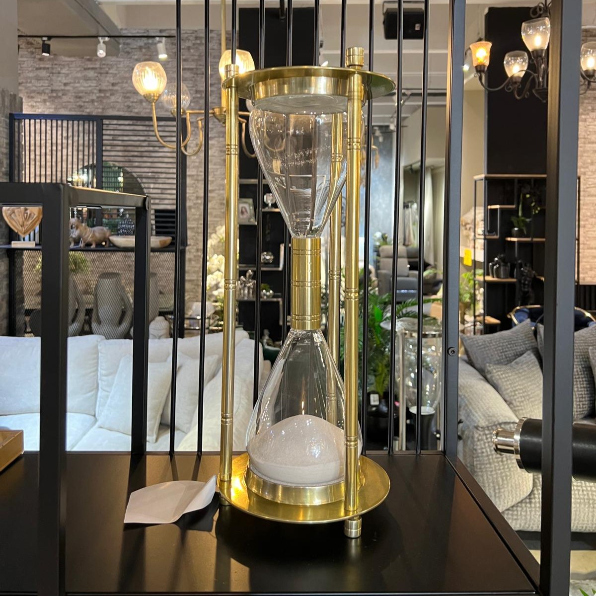 שעון חול זהב גבוה שעון חול זהב גבוה