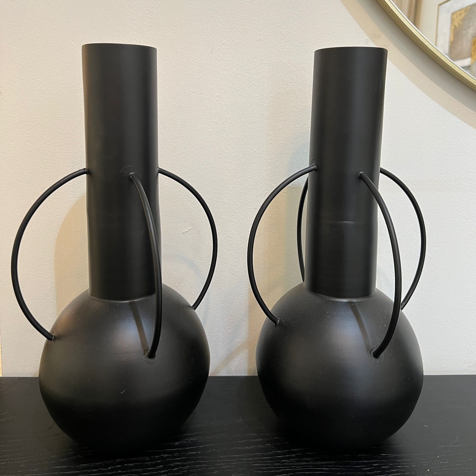 כד מתכת שחור ידיות גבוה כד מתכת שחור ידיות גבוה