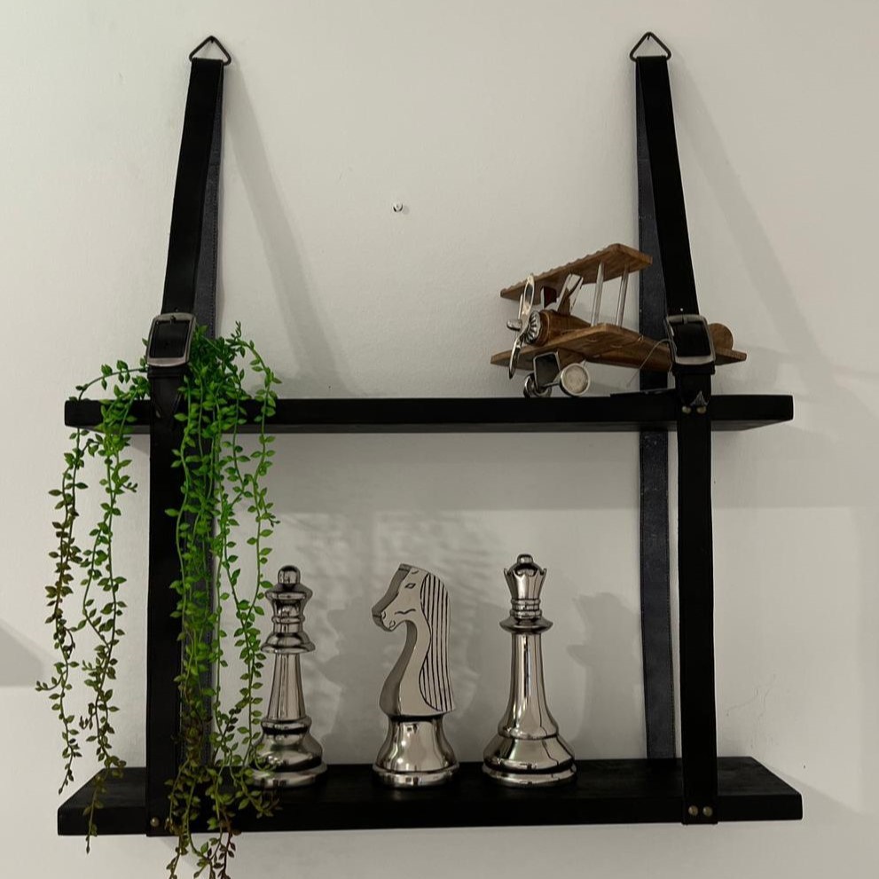 מטוס עץ נוי על סטנד מתכת מטוס עץ נוי על סטנד מתכת