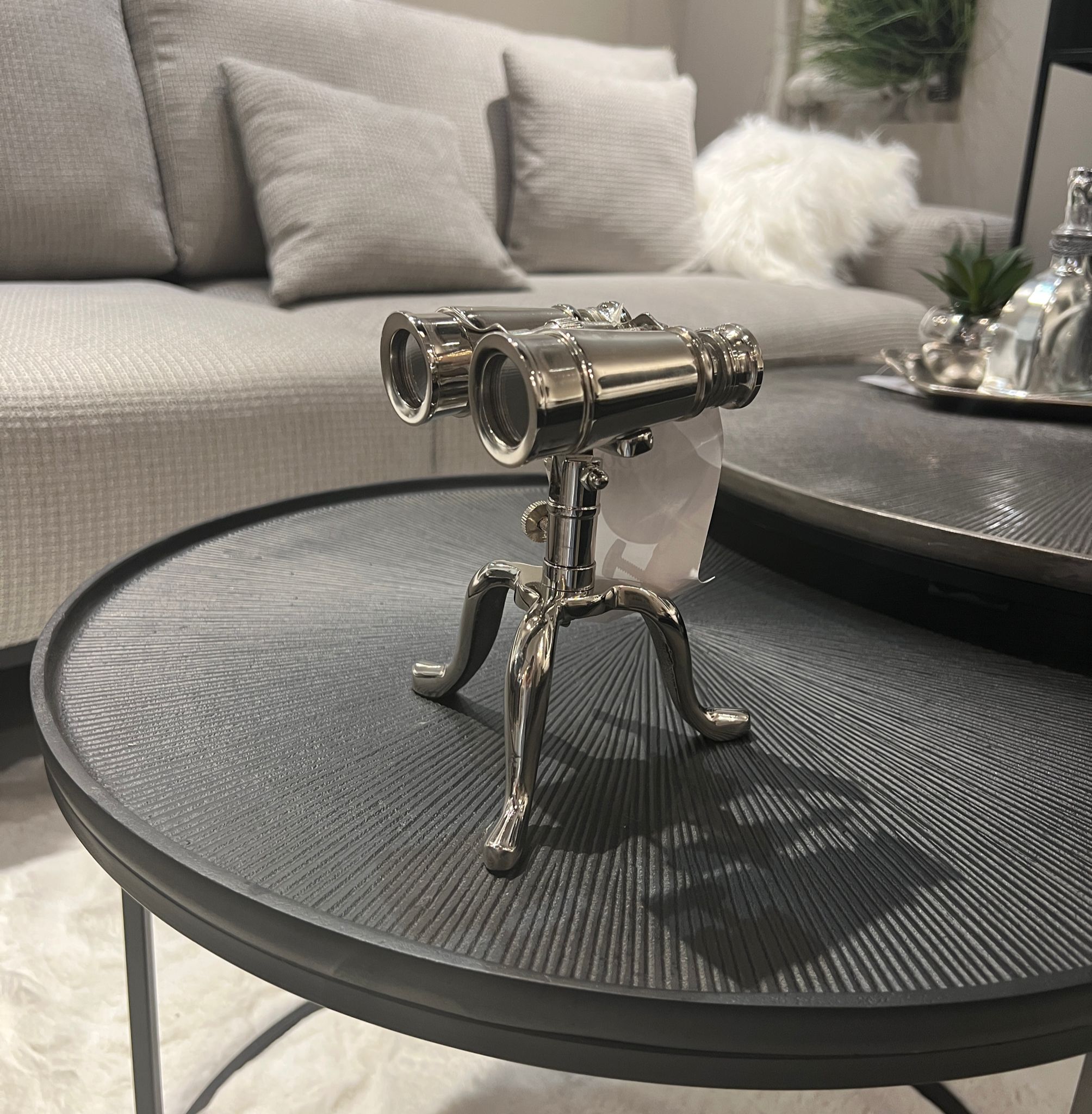 משקפת ניקל מעמד 3 רגליים משקפת ניקל מעמד 3 רגליים