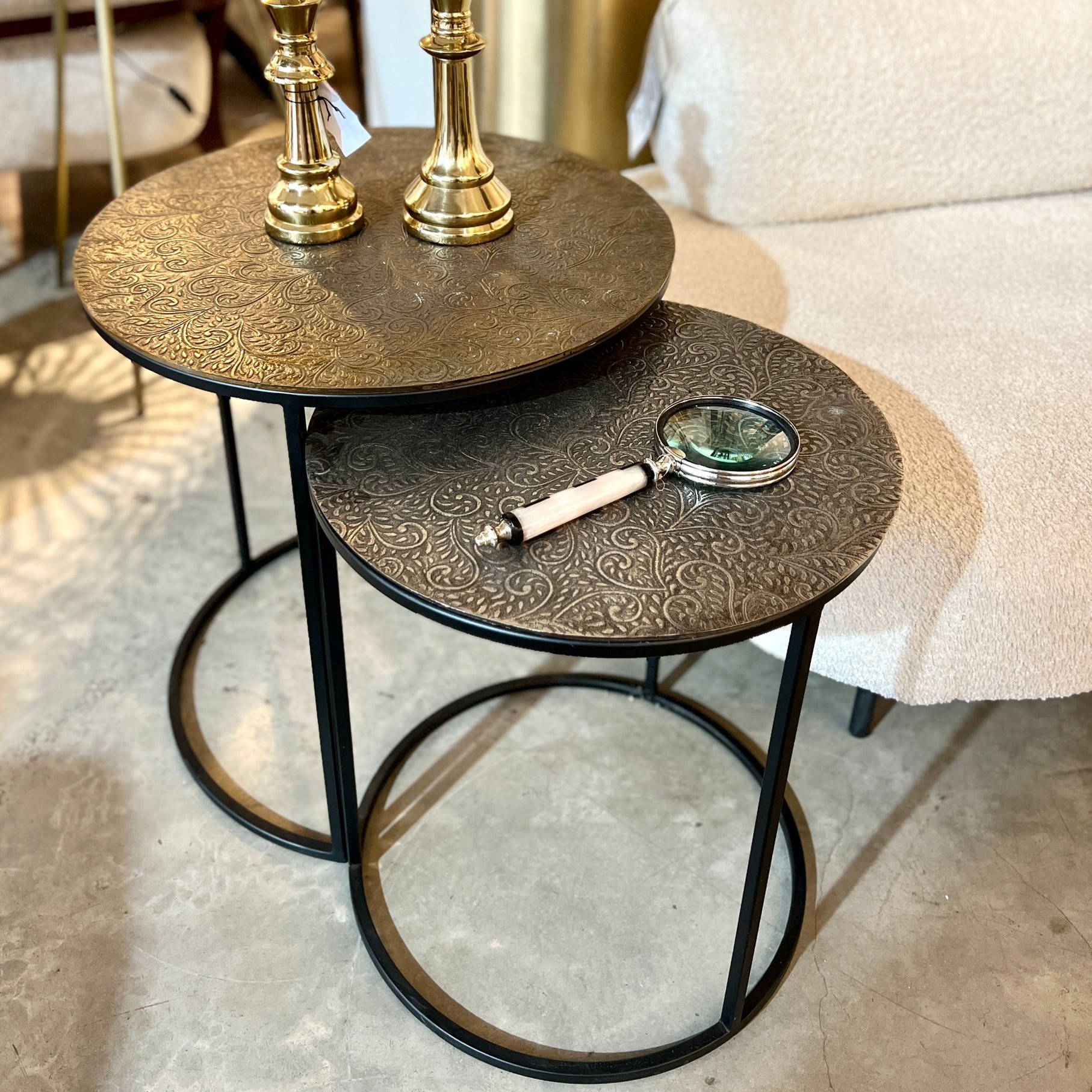 סט שולחנות זהב עגולים זהב ופיוטר