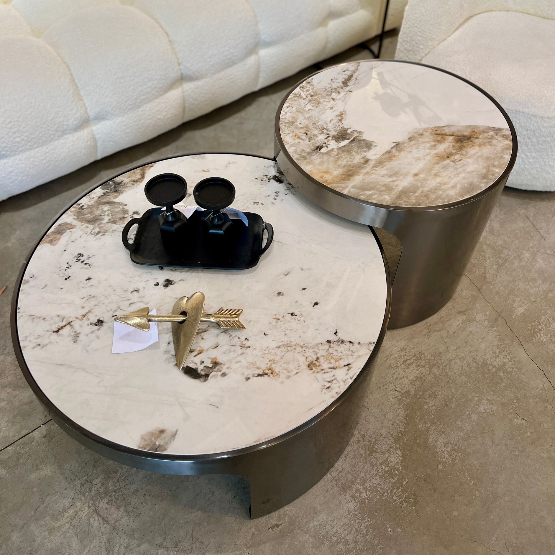 סט שולחנות סלון עגולים דגם רויאל מרבל רגל שחורה קימי