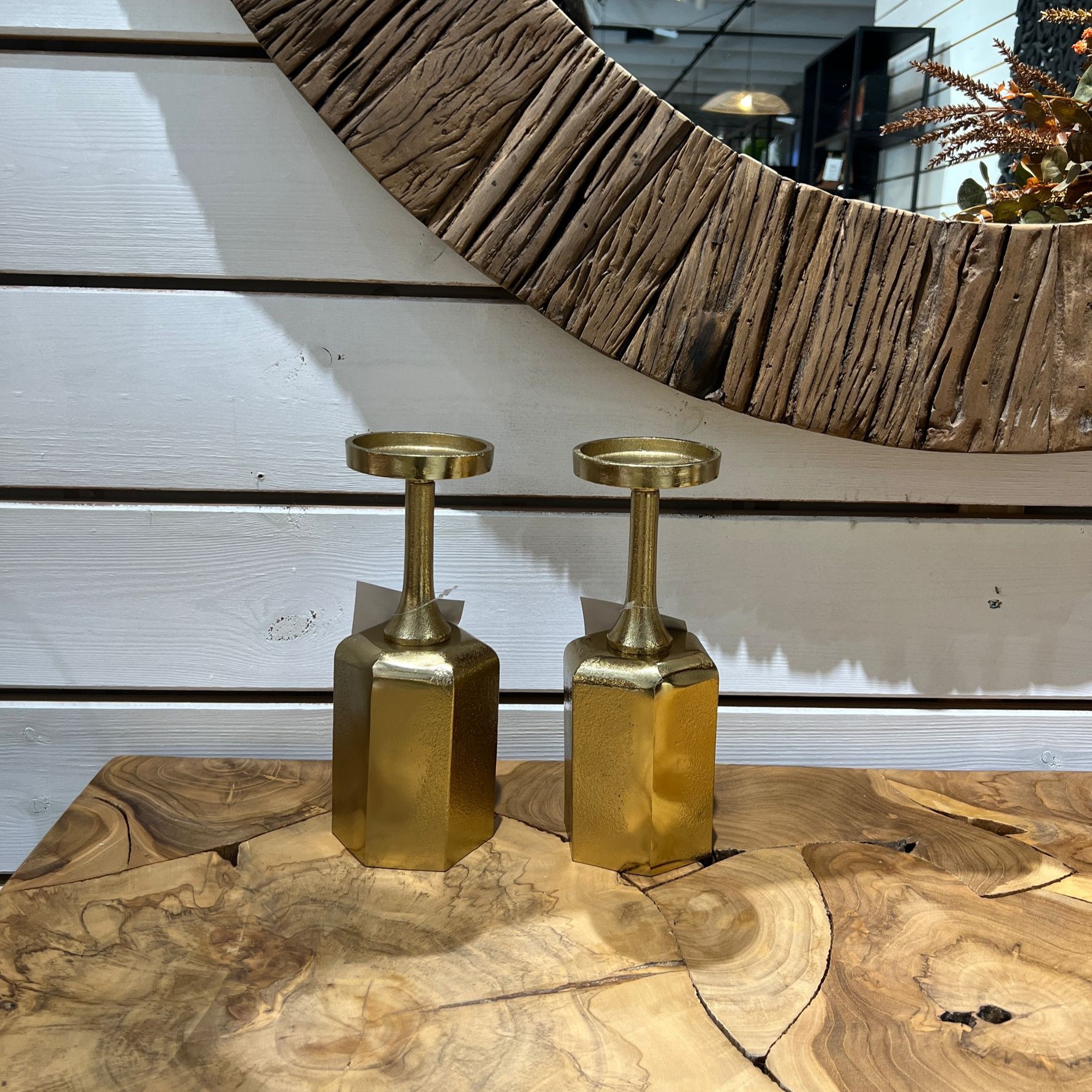 פמוט ברזל זהב פיה רחבה גבוה